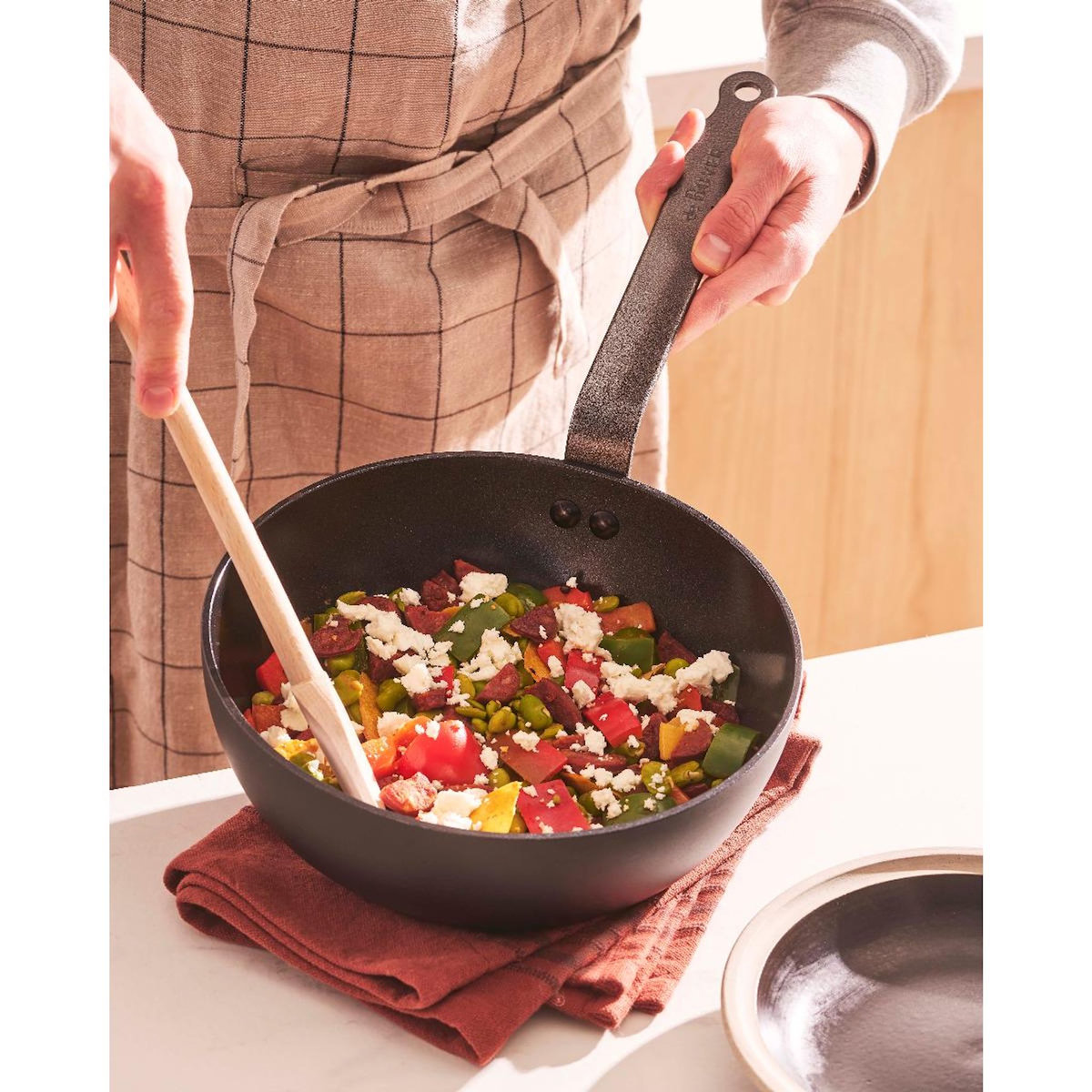 De buyer Sauteuse bombée antiadhésive céramique 24cm - 8228.24