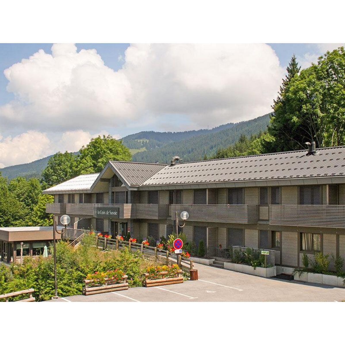 Smartbox 2 jours en hôtel 4* avec dîner gastronomique dans les Alpes près de Samoëns - Coffret Cadeau Séjour