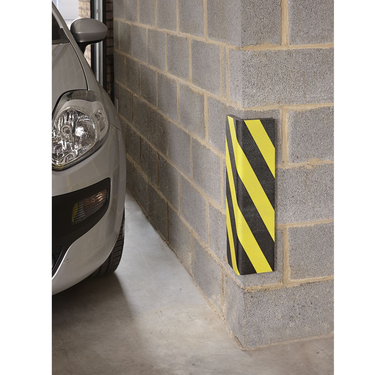 MOTTEZ Mousse de protection d'angle XXL 