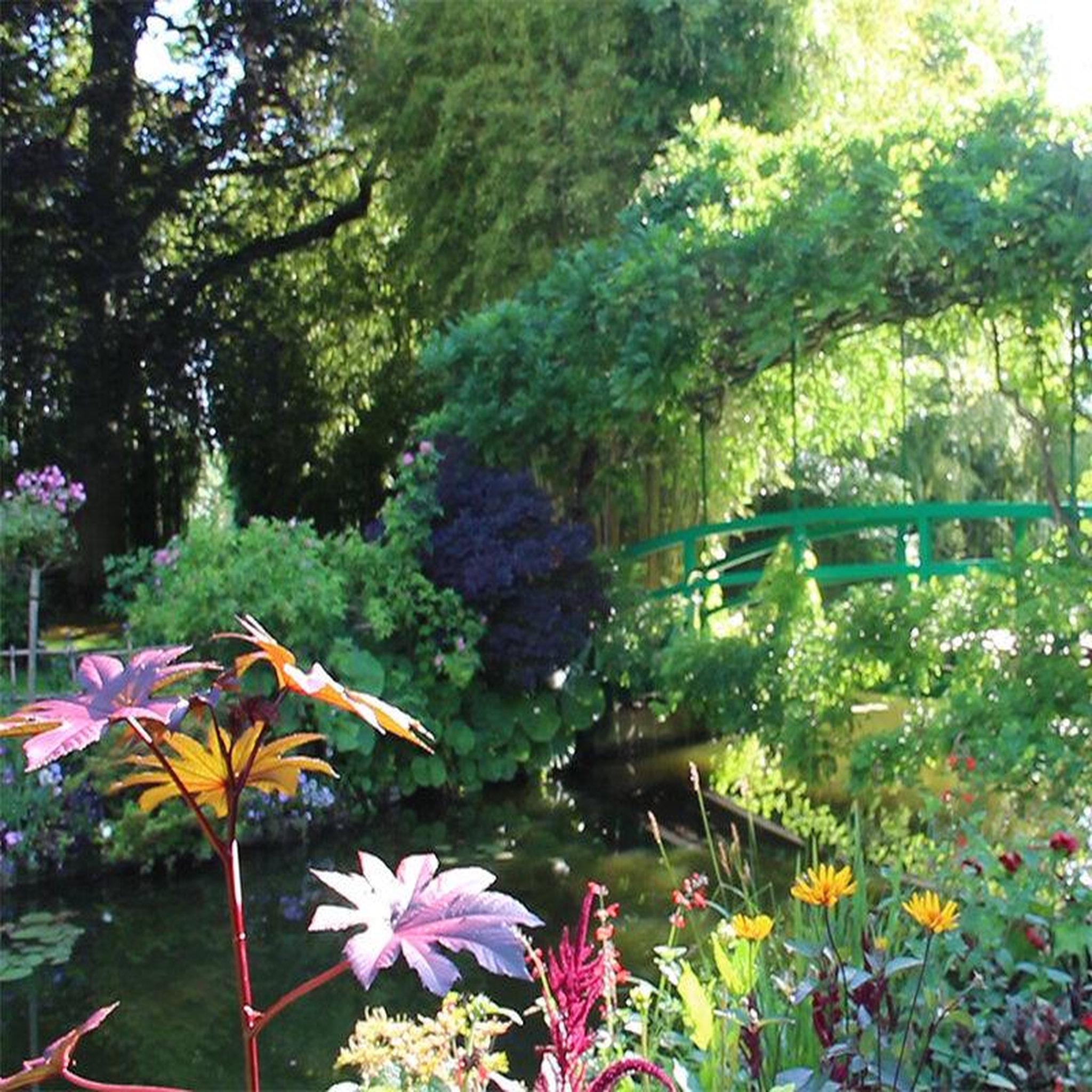 Voir la diapositive 3 : Smartbox Visite guidée : musées Orsay, Orangerie, jardins et maison de Claude Monet pour 3 - Coffret Cadeau Sport & Aventure