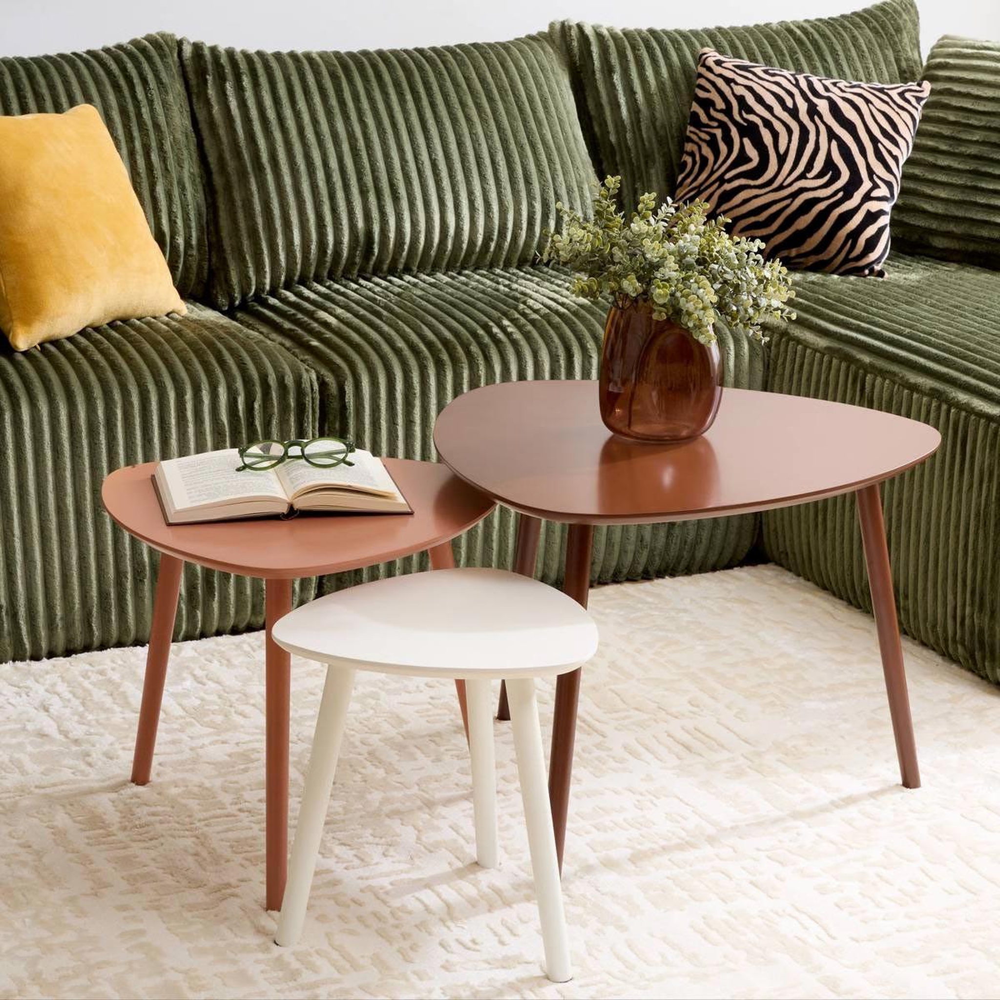 Voir la diapositive 3 : ATMOSPHERA Lot de 3 tables à café gigognes  mileo  60cm brun