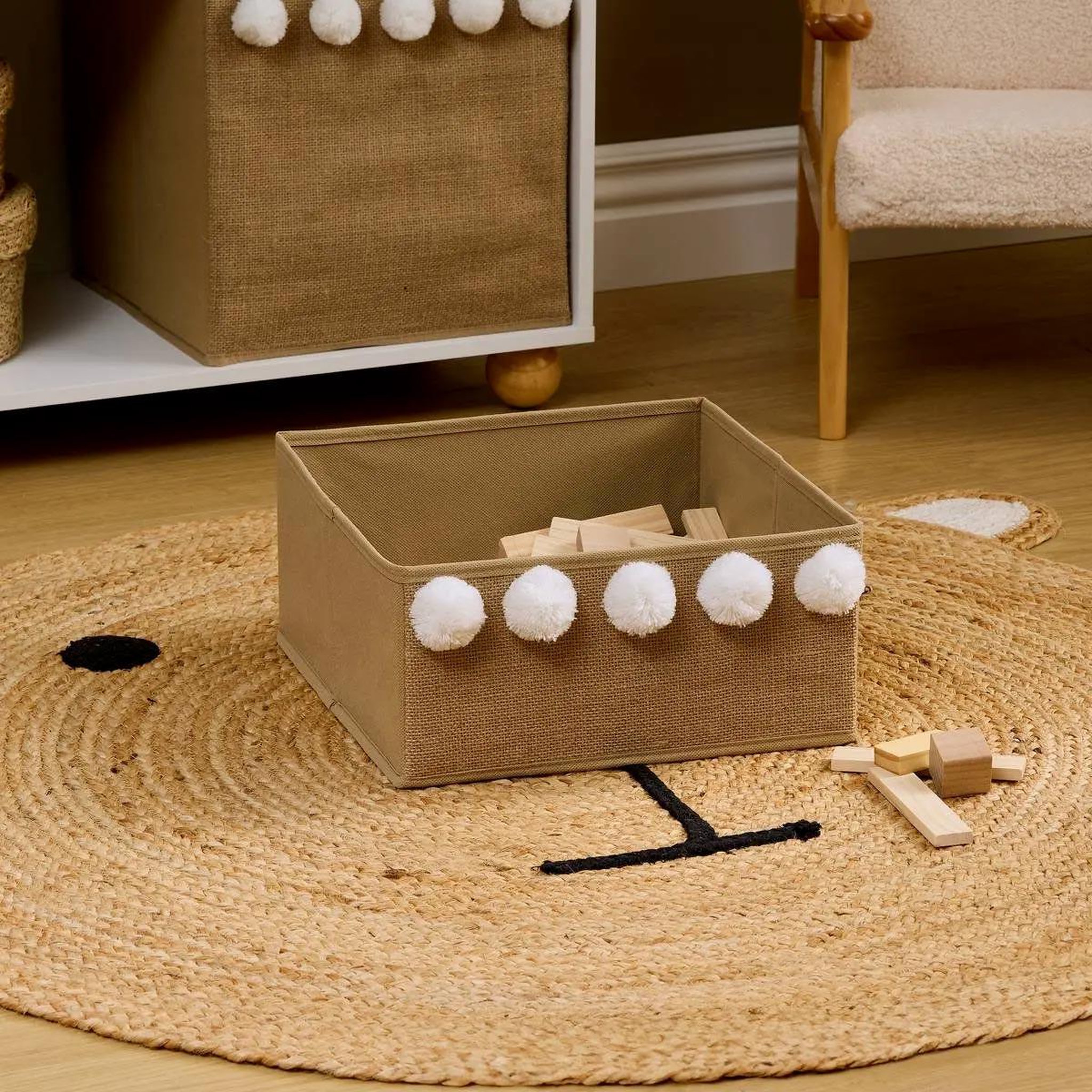 Voir la diapositive 3 : Atmosphera Kids Boîte de rangement enfant  pompons  29x29cm naturel