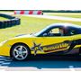 Voir la diapositive 2 : Smartbox Pilotage pour enfant : 5 tours de circuit au volant d'une Porsche Cayman - Coffret Cadeau Sport & Aventure