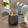Voir la diapositive 2 : HOMCOM Cheminée portable à poser bioéthanol avec réservoir 0,4 L couverture 18 m² - design vase - dim. 12L x 12l x 19H cm