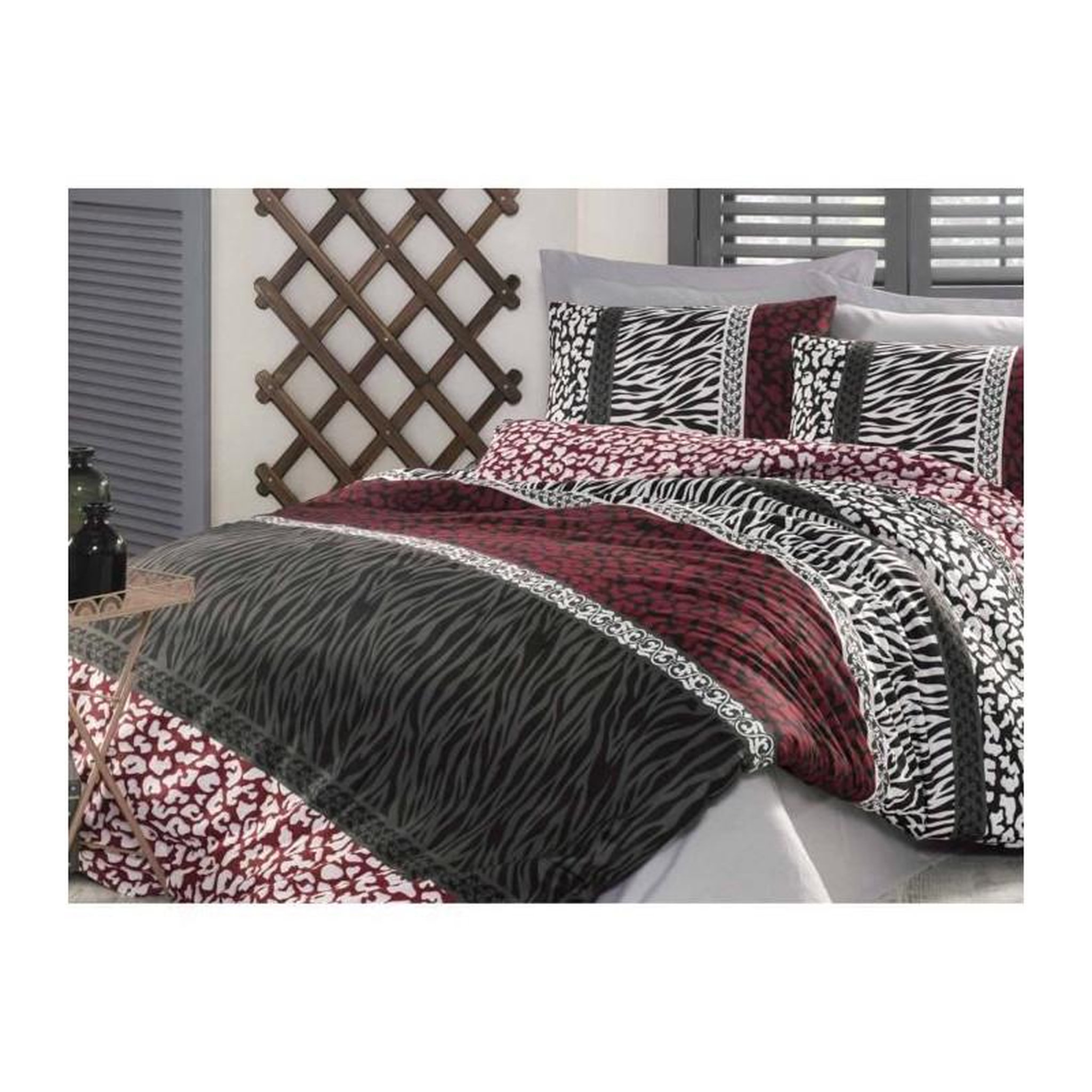 Voir la diapositive 2 : GENERIQUE Parure de lit - 1 housse de couette 220 x 240 cm + 2 taies d'oreiller 60 x 60 cm - 100% coton renforcé - Rouge
