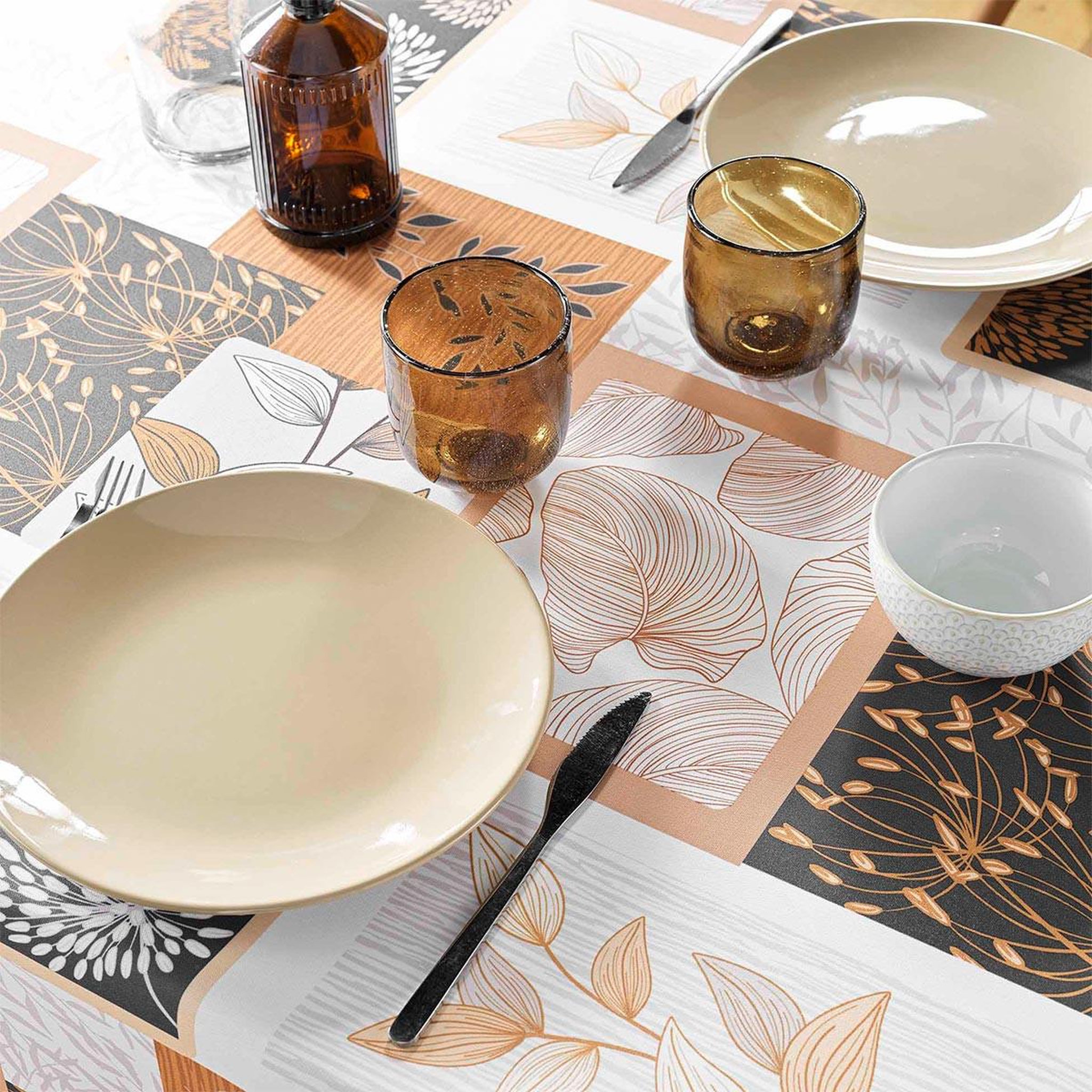 Voir la diapositive 2 : Douceur d'Intérieur Nappe antitache imprimé  faya  150x240cm naturel