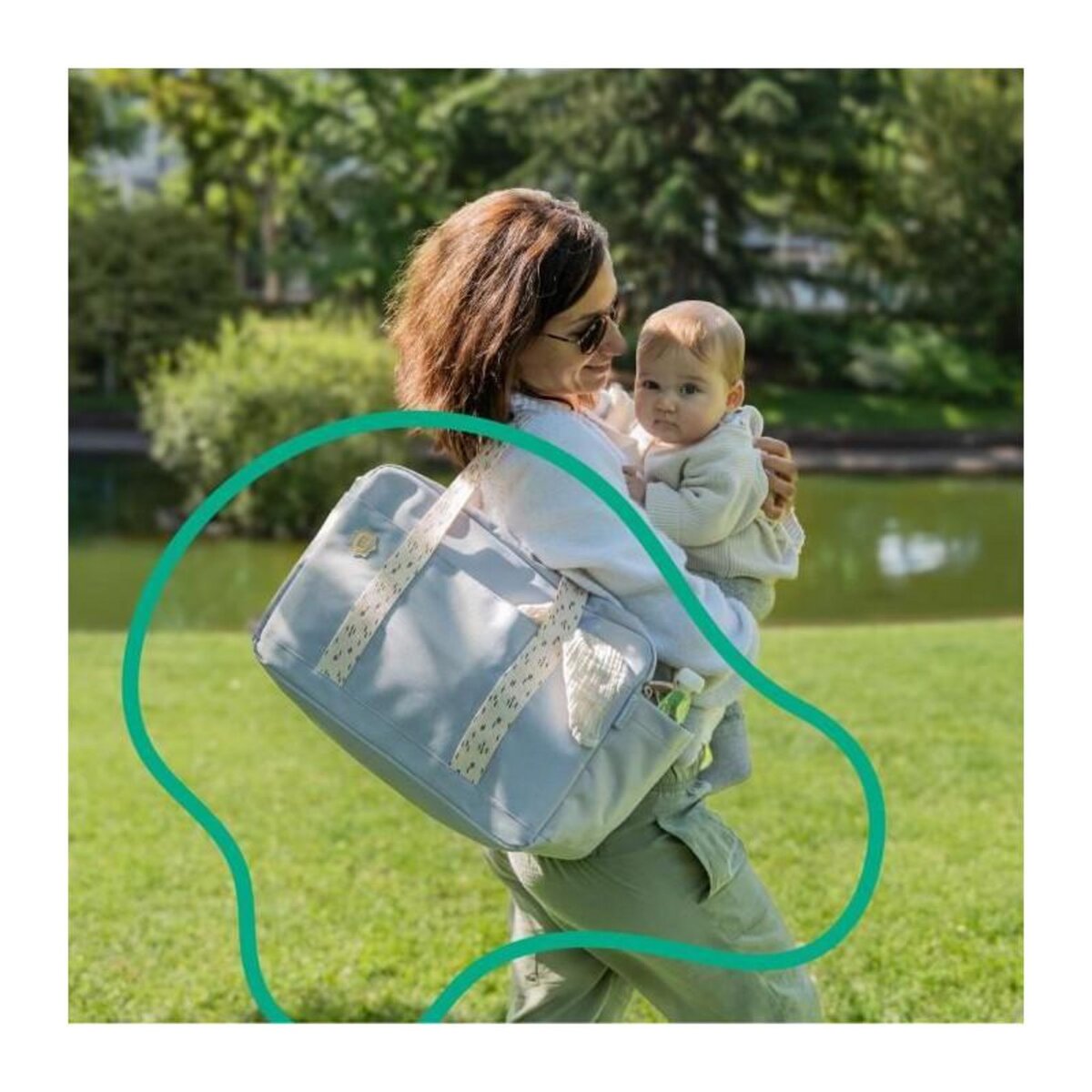 BADABULLE Badabulle Sac a langer Bowling - Grande Contenance 20L - Plan a langer et Attaches-poussette inclus, Gris