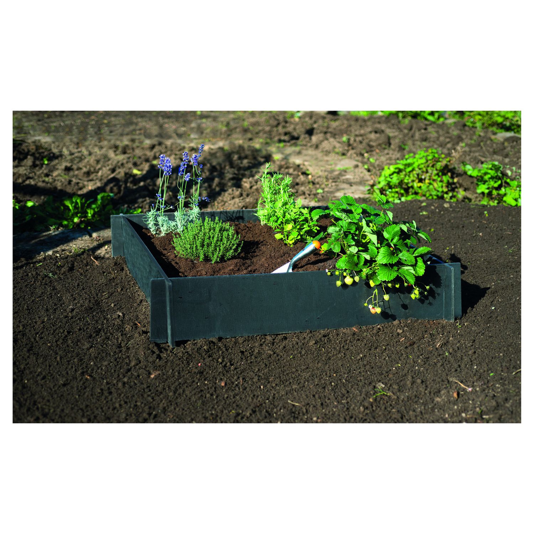 Voir la diapositive 1 : Nature Carré potager en PVC recyclé - épaisseur 10mm