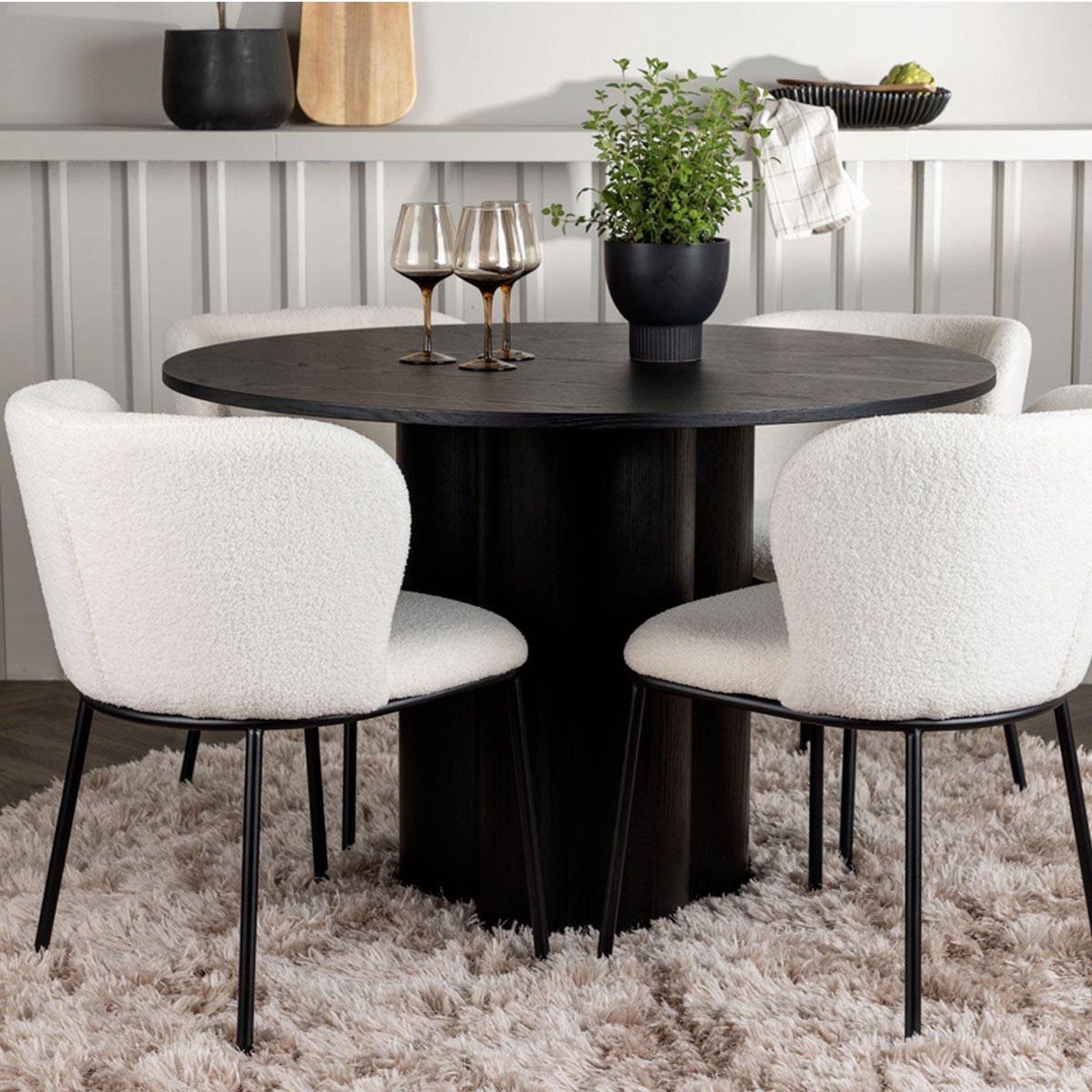 Voir la diapositive 4 : Paris Prix Ensemble table à manger & 4 chaises  edina & olivia  110cm noir & blanc