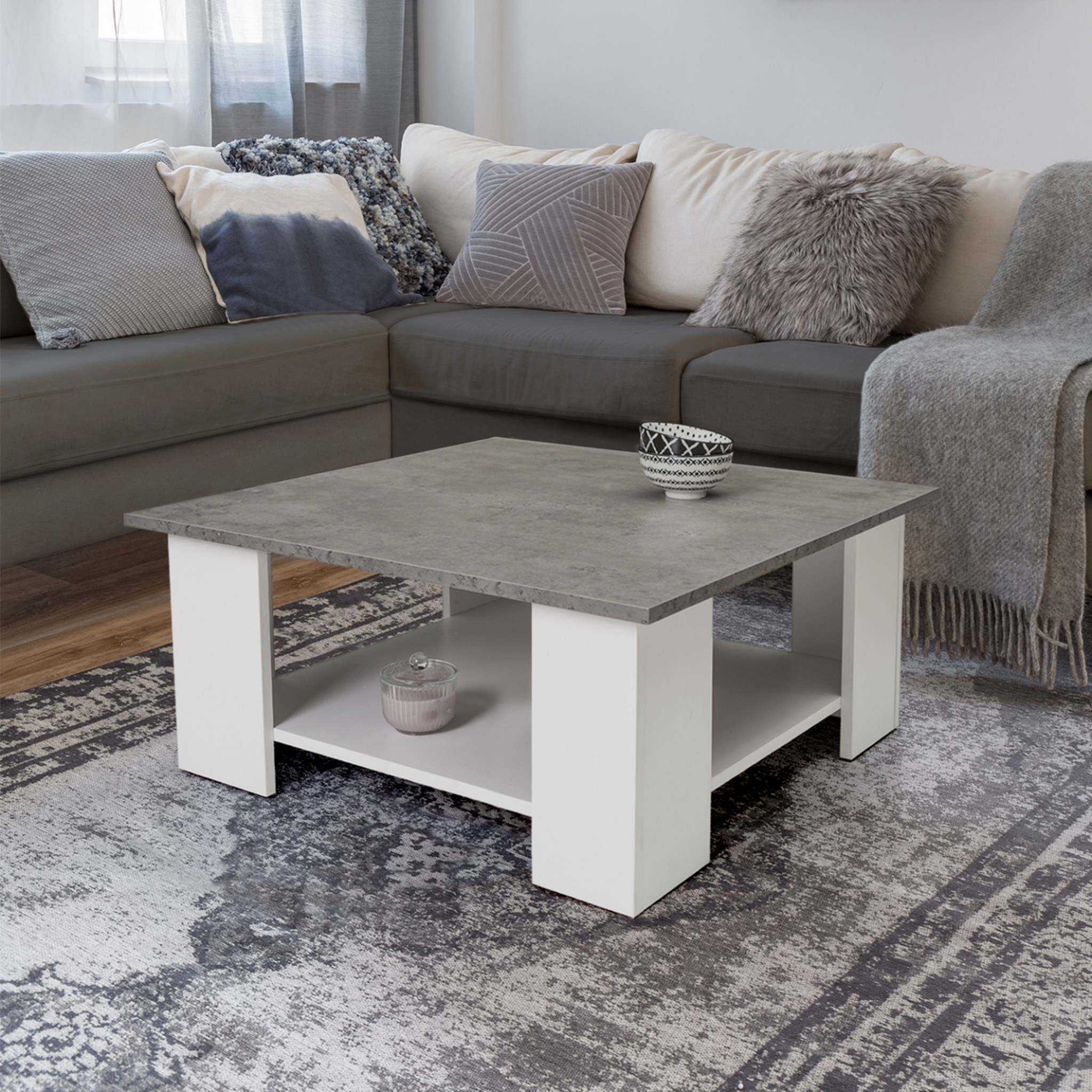 Voir la diapositive 6 : ID MARKET Table basse carrée eli blanche plateau effet béton