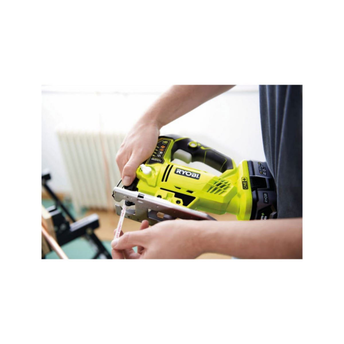 Ryobi Scie sauteuse pendulaire RYOBI 18 V One+ - Sans batterie ni chargeur - R18JS-0