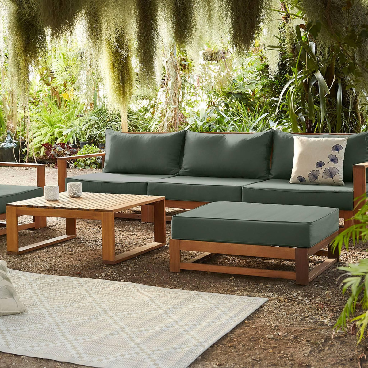 SWEEEK Salon de jardin en bois d'acacia 5 places - Mendoza - Canapé, fauteuils et table basse en acacia, 6 éléments modulables, design