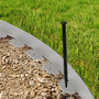 Voir la diapositive 3 : ID MARKET Bordurette de jardin flexible 10 M grise hauteur 5 CM + 30 piquets