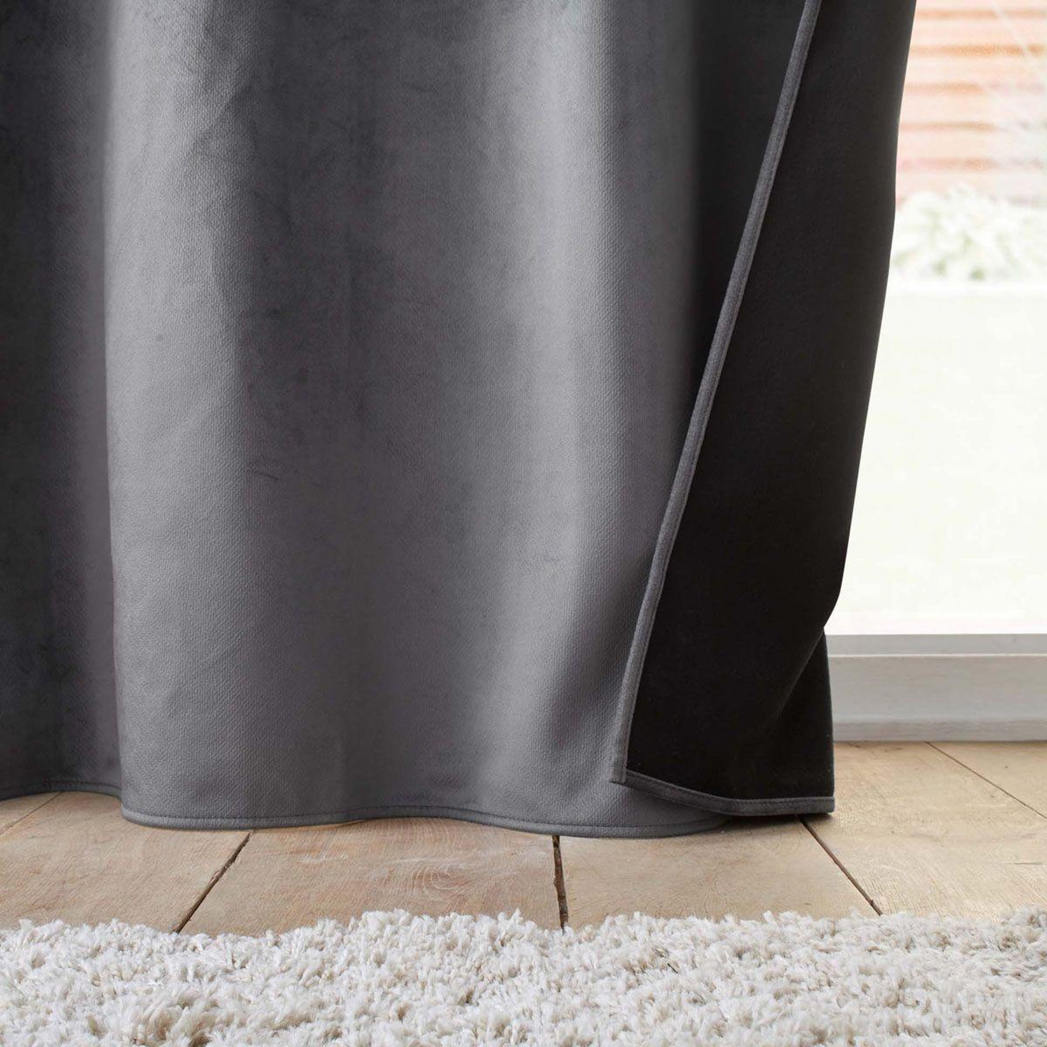 Voir la diapositive 3 : Douceur d'Intérieur Rideau isolant velours  polarchic  140x260cm anthracite