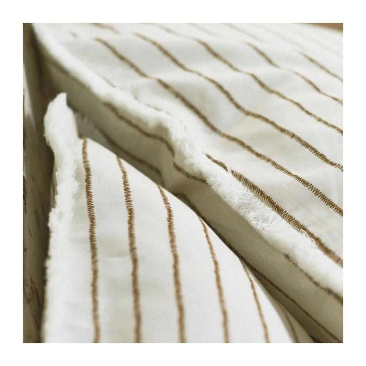 Today PARURE DE LIT TODAY - HOUSSE DE COUETTE 240X260 + 2 TAIES D OREILLER 63X63 - 100% COTON 57 fils - Jaba Indies