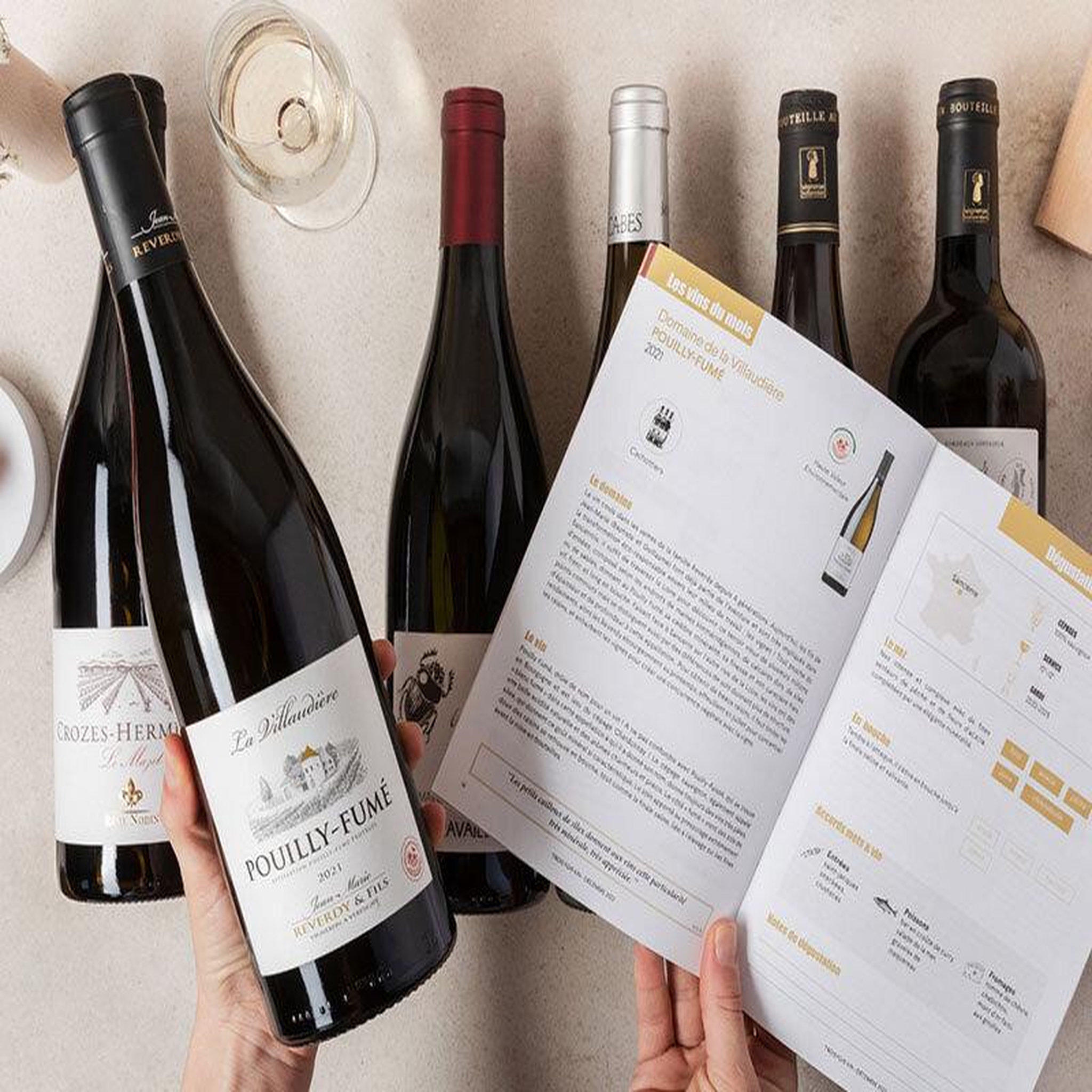 Voir la diapositive 2 : Smartbox Coffret pépites de vignerons : 6 vins et livret de dégustation - coffret cadeau gastronomie