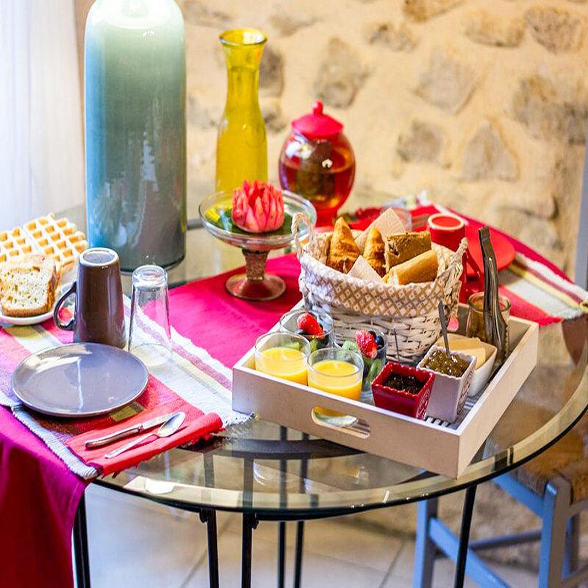 Voir la diapositive 3 : Smartbox Séjour gourmand près de bordeaux : 2 jours en maison d'hôtes avec dîner - coffret cadeau séjour