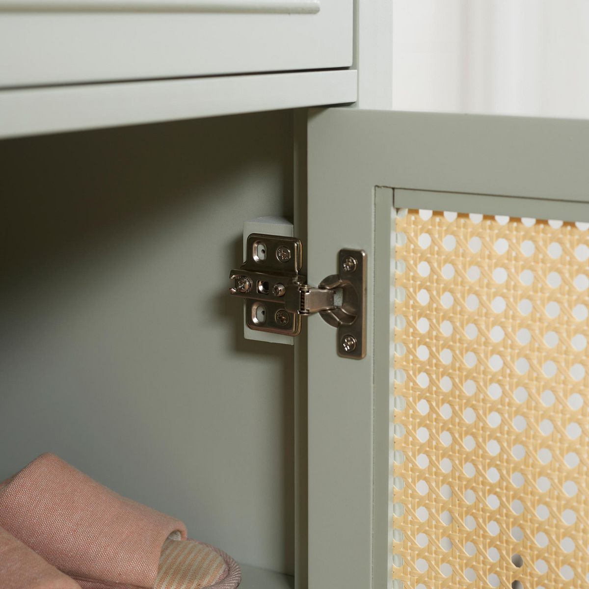 HOMCOM Meuble à chaussures style bohème chic - 2 portes 2 étagères réglables tiroir - MDF vert d'eau aspect chêne clair rotin