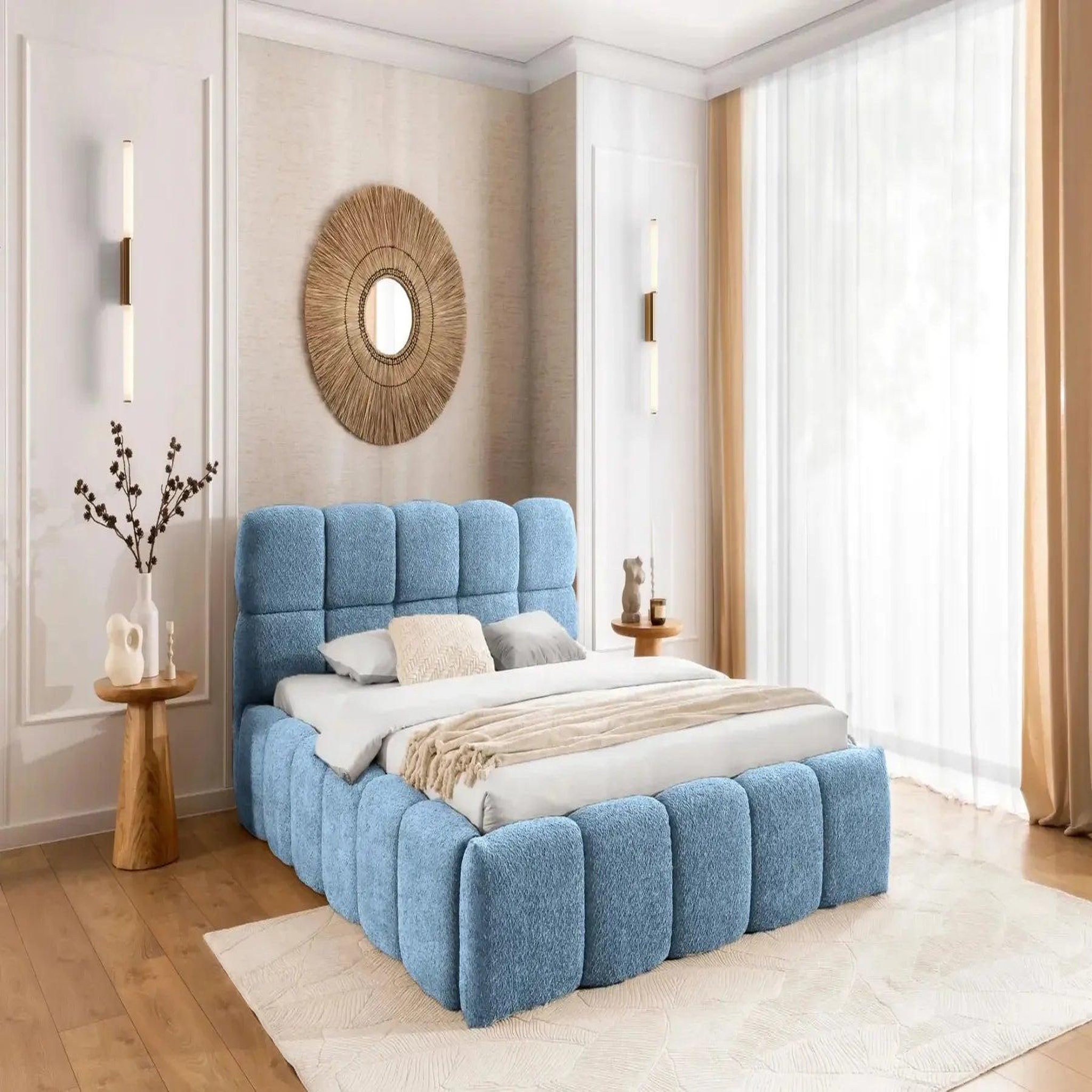 Voir la diapositive 2 : CASANOVA PARIS Elise - lit coffre tissu bouclette