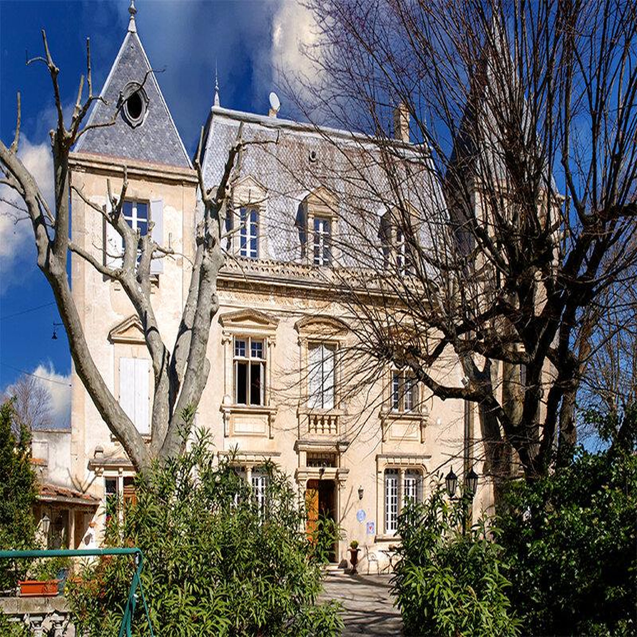 Voir la diapositive 2 : Smartbox Séjour de prestige : 4 jours somptueux dans un château premium - coffret cadeau séjour
