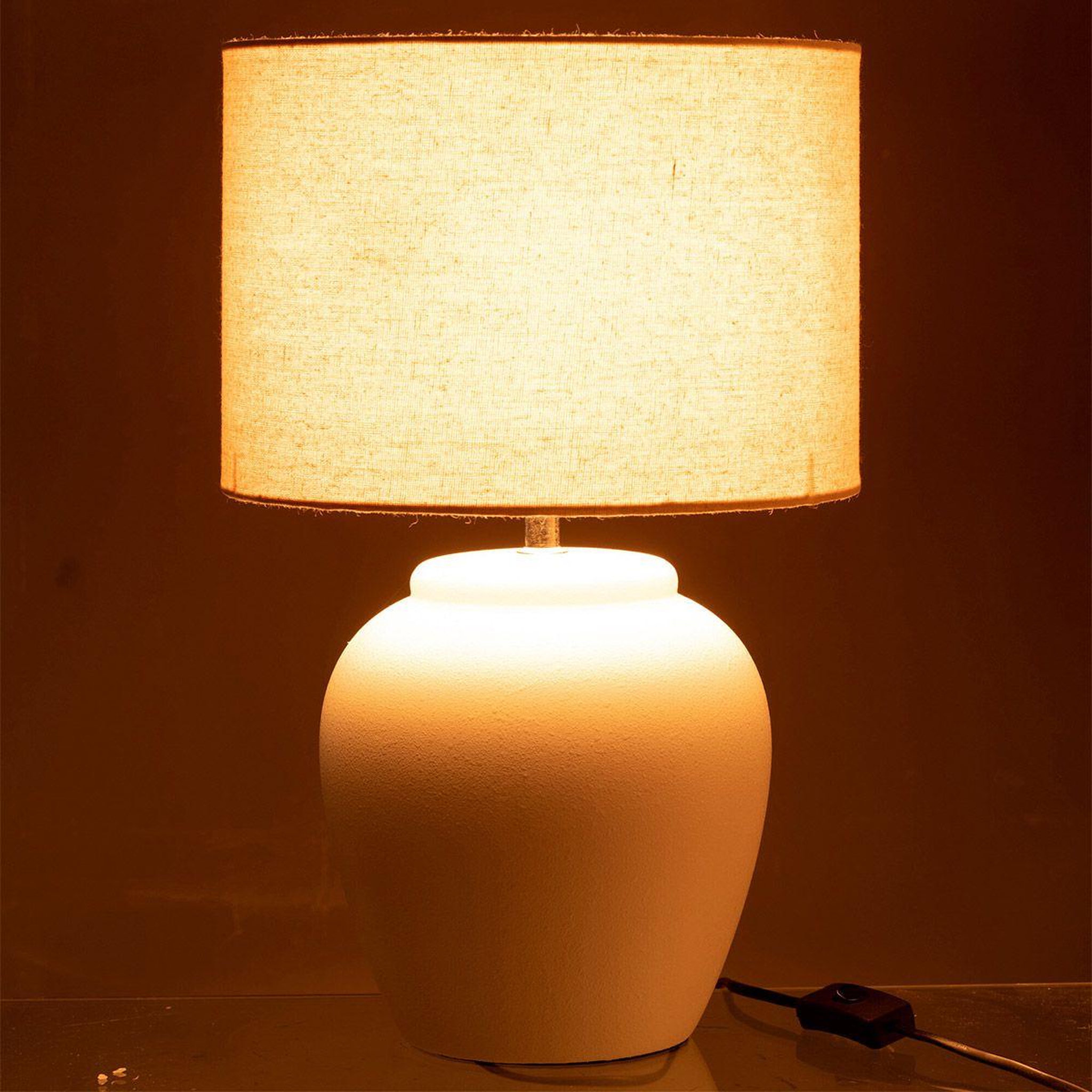 Voir la diapositive 3 : J-LINE Lampe à poser en céramique  méli  48cm blanc