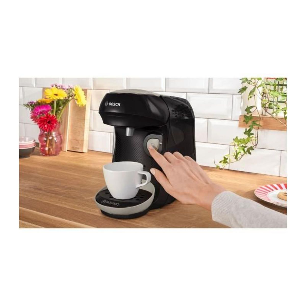 BOSCH Machine a café - BOSCH - TAS109E - Tassimo Happy - 1400 W - 0,7 L - Creme / Noir