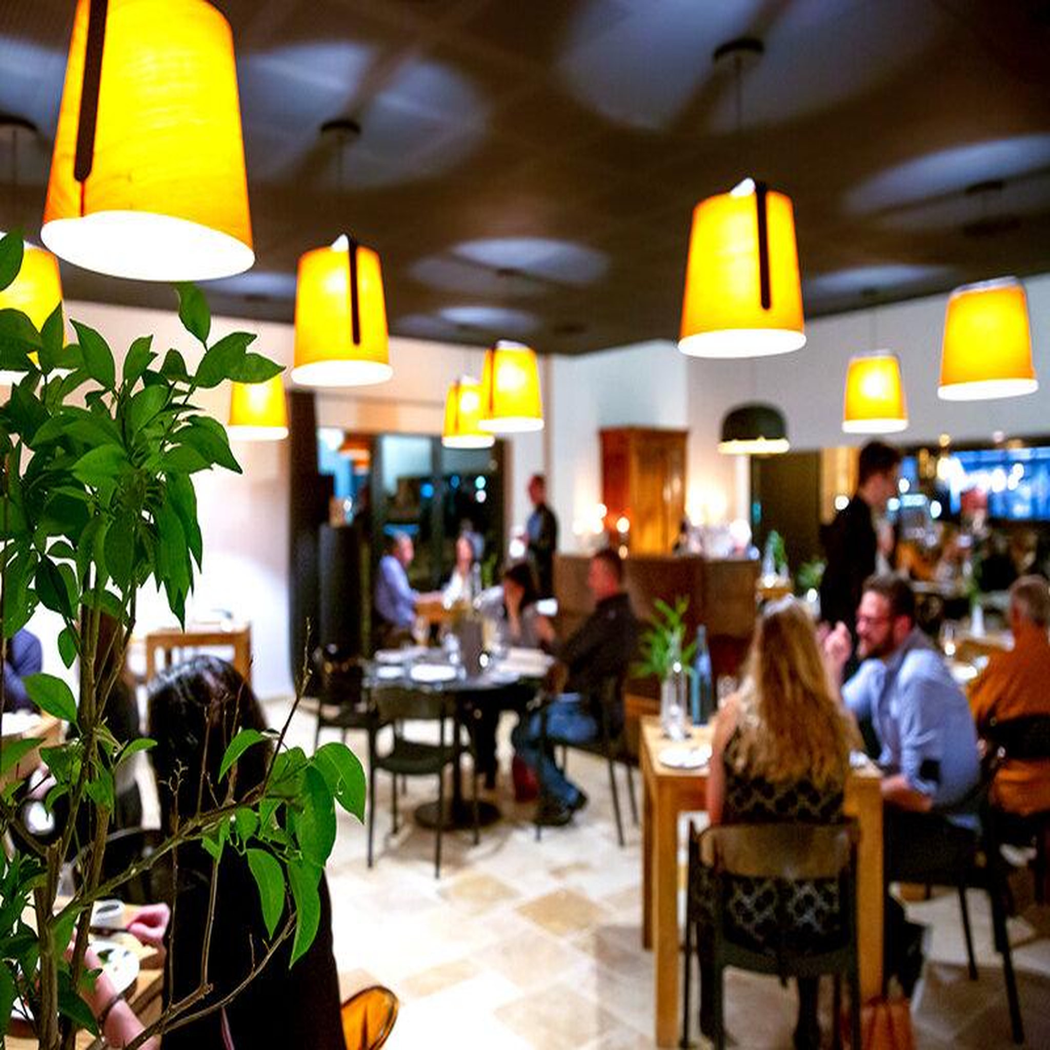 Voir la diapositive 4 : Smartbox Séjour d'exception en hôtel 4* : 2 jours avec dîner à auch - coffret cadeau séjour