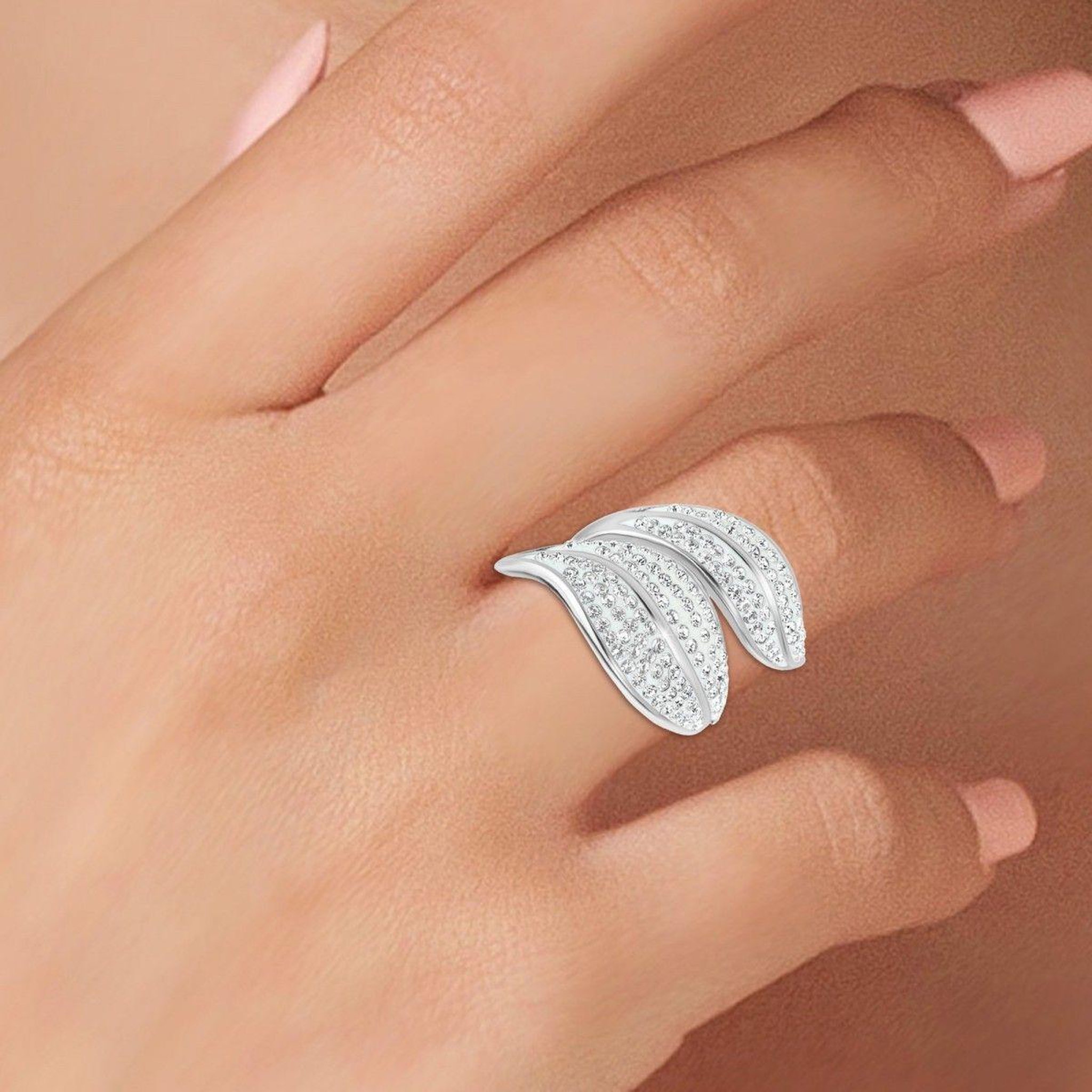 Voir la diapositive 2 : SC CRYSTAL Bague taille 54 SC Crystal ornée de cristaux scintillants