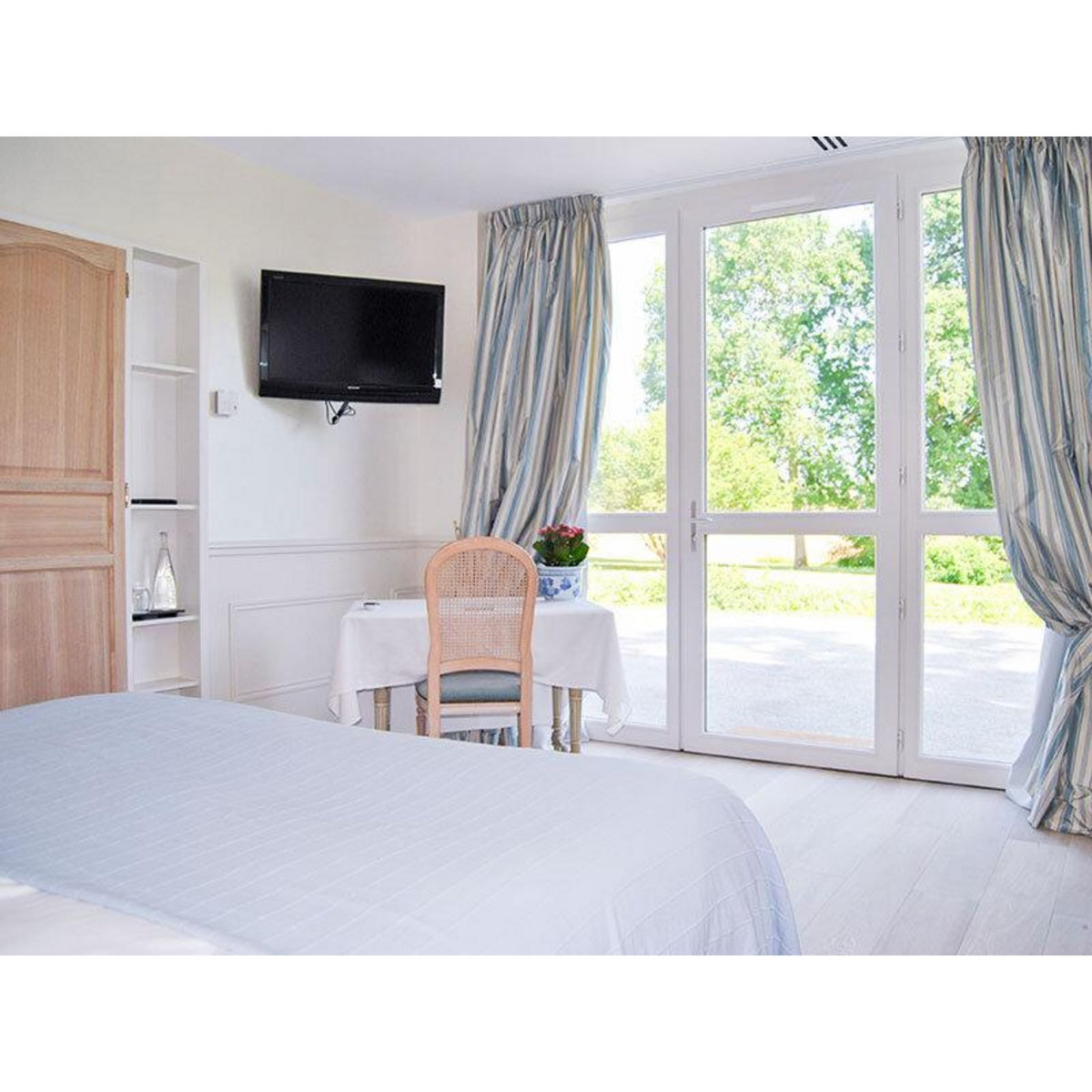 Smartbox 3 jours féériques au Château d'Apigné 5* avec dîner - Coffret Cadeau Séjour