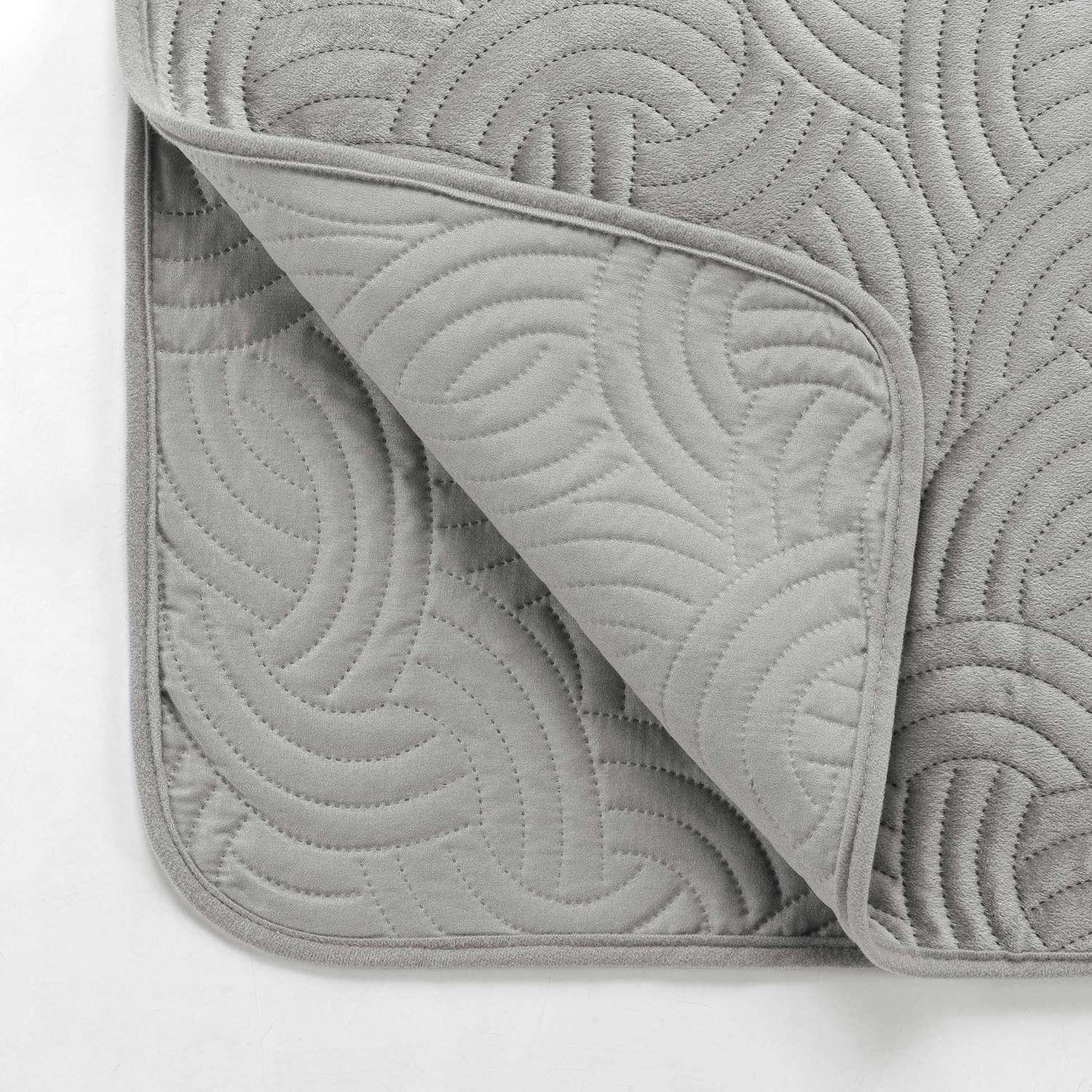 Voir la diapositive 3 : Douceur d'Intérieur Dessus de lit matelassé GRACE - Velours uni