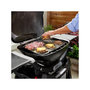 Voir la diapositive 3 : Weber Plancha pour barbecue Q2100N
