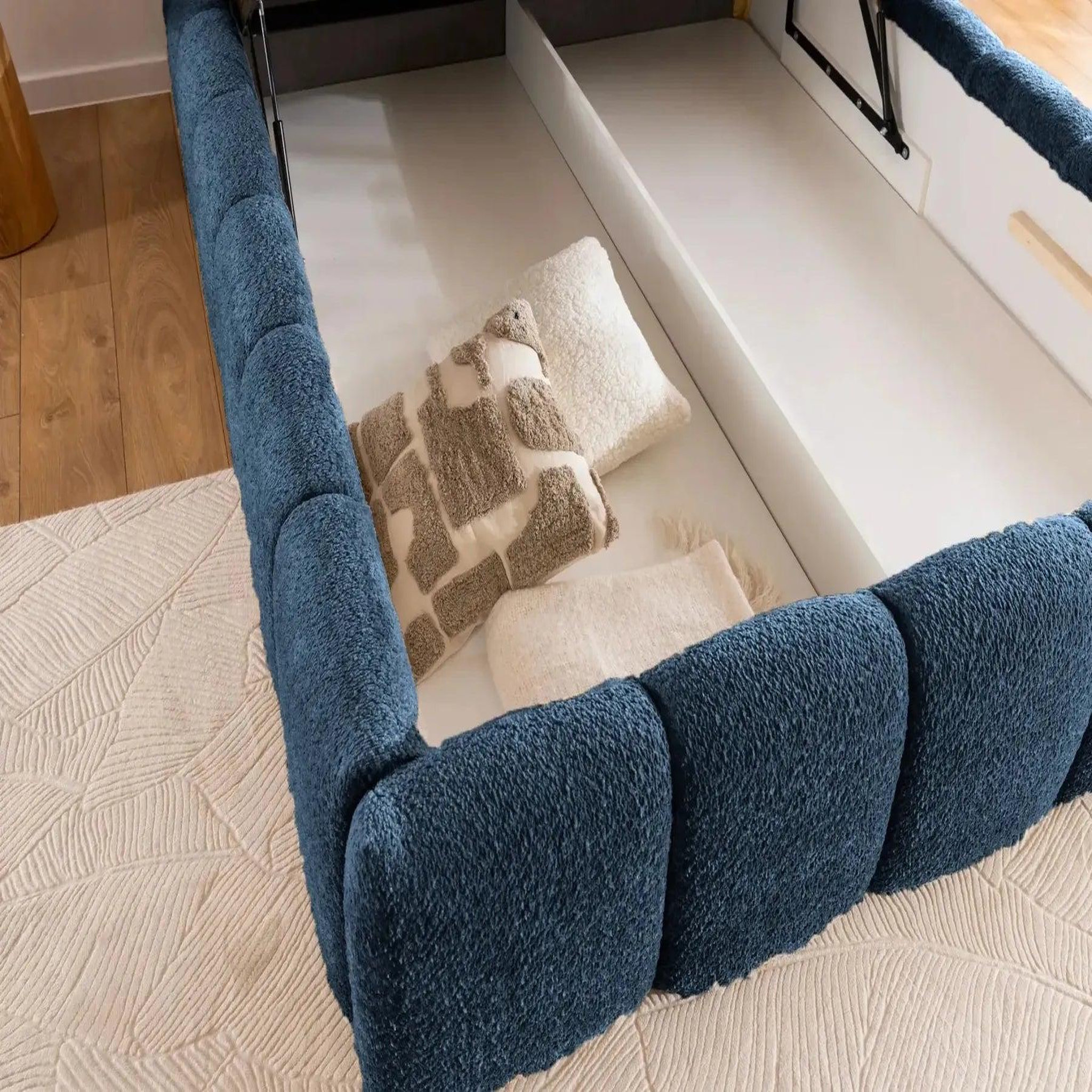 Voir la diapositive 6 : CASANOVA PARIS ELISE - Lit coffre tissu bouclette