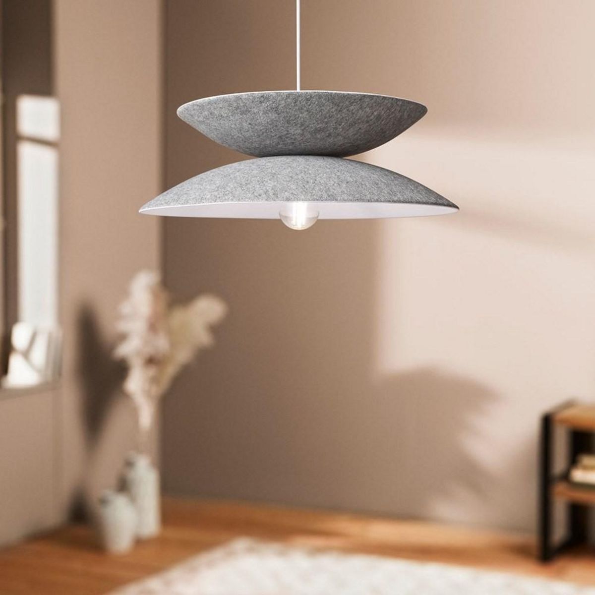 OSTARIA Suspension grise et blanche en feutre