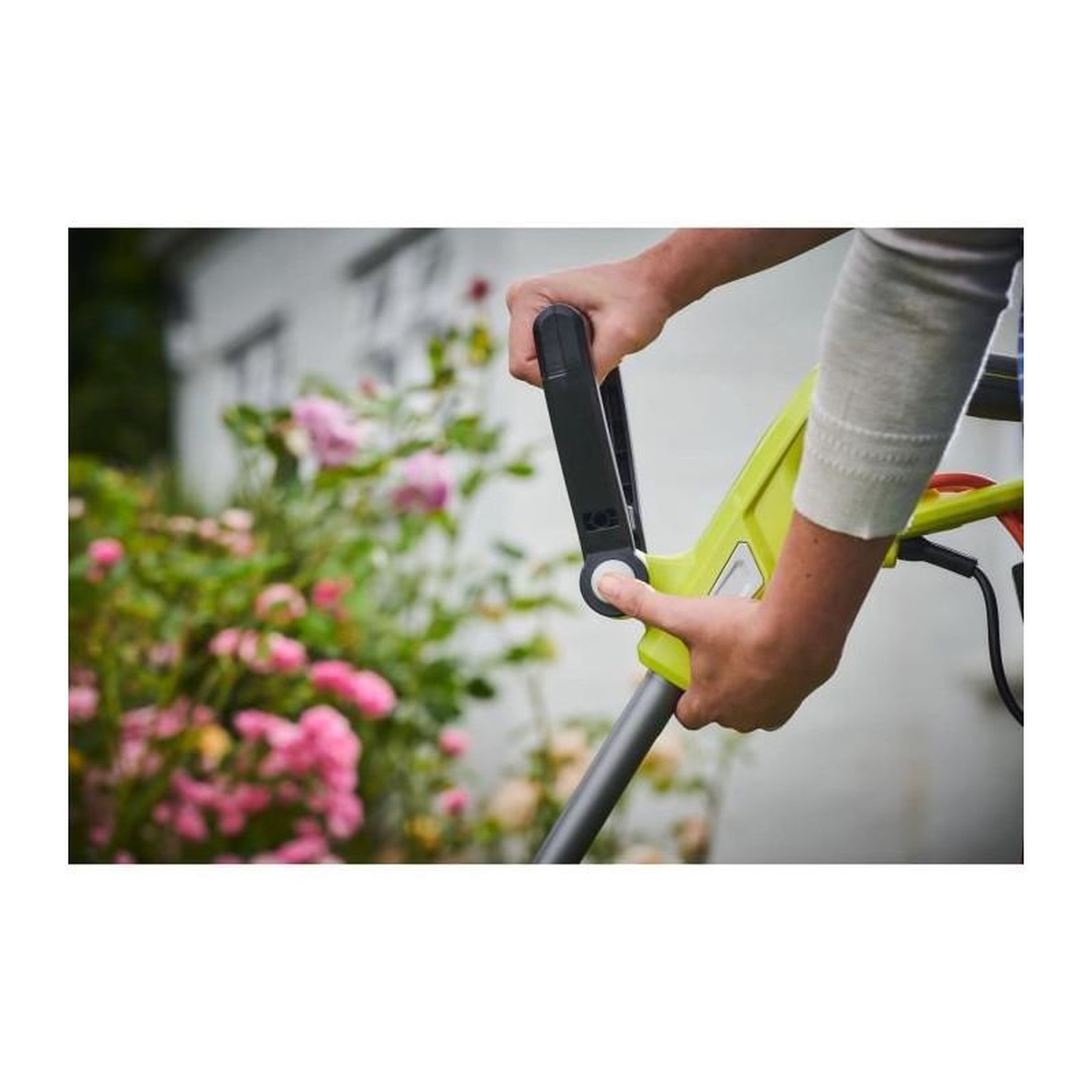 Voir la diapositive 2 : Ryobi Coupe bordures - dresse bordures RYOBI - RLT5127 - 500W - coupe 27 cm