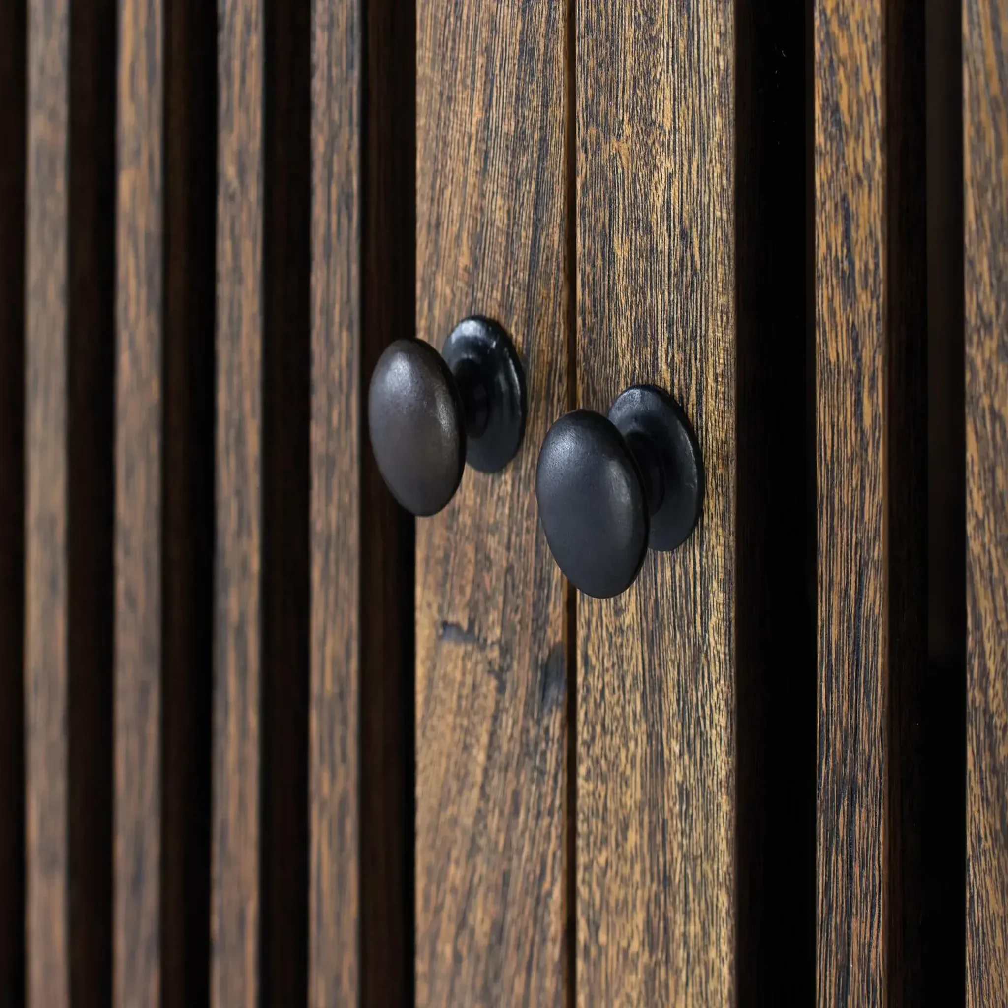 Voir la diapositive 5 : GINER Y COLOMER SL Armoire en bois d'acacia 100cm style industriel avec inspiration orientale