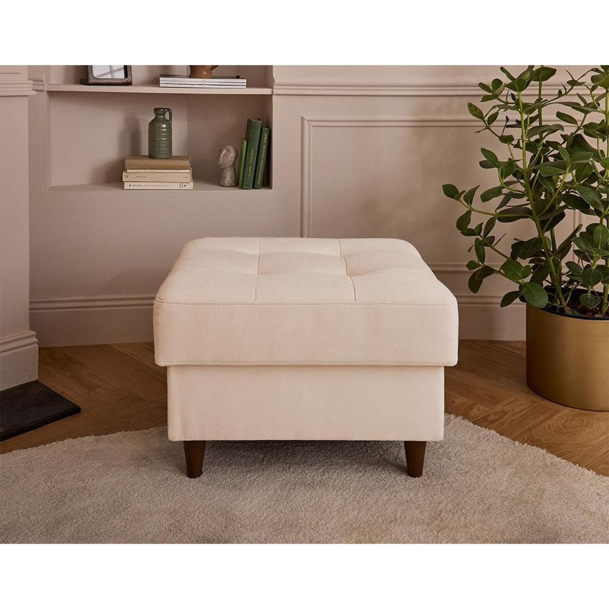 LISA DESIGN Anna - pouf en velours - pieds en bois