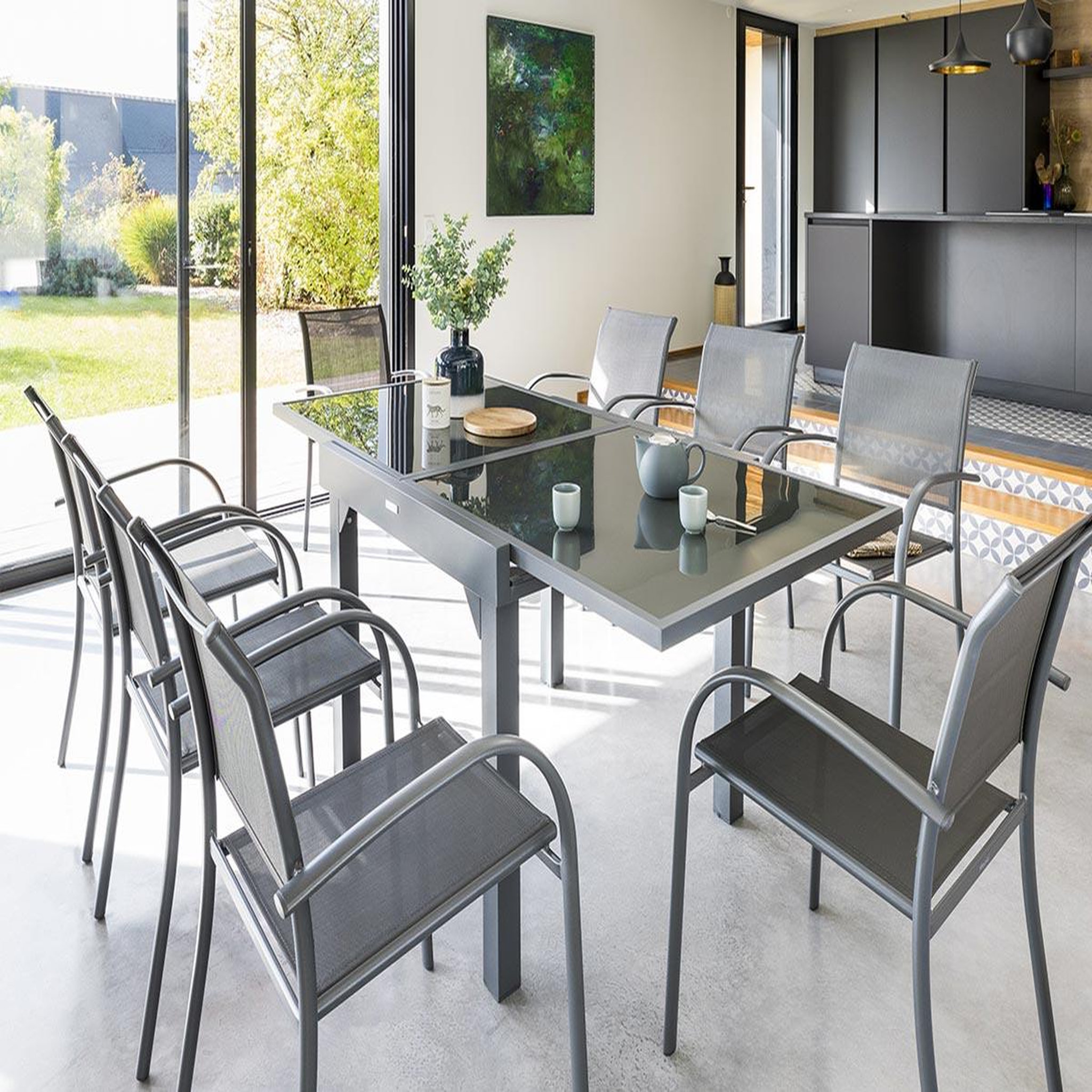 Voir la diapositive 2 : HESPERIDE Table extensible carrée en verre Piazza 4/8 places Gris anthracite - Hespéride