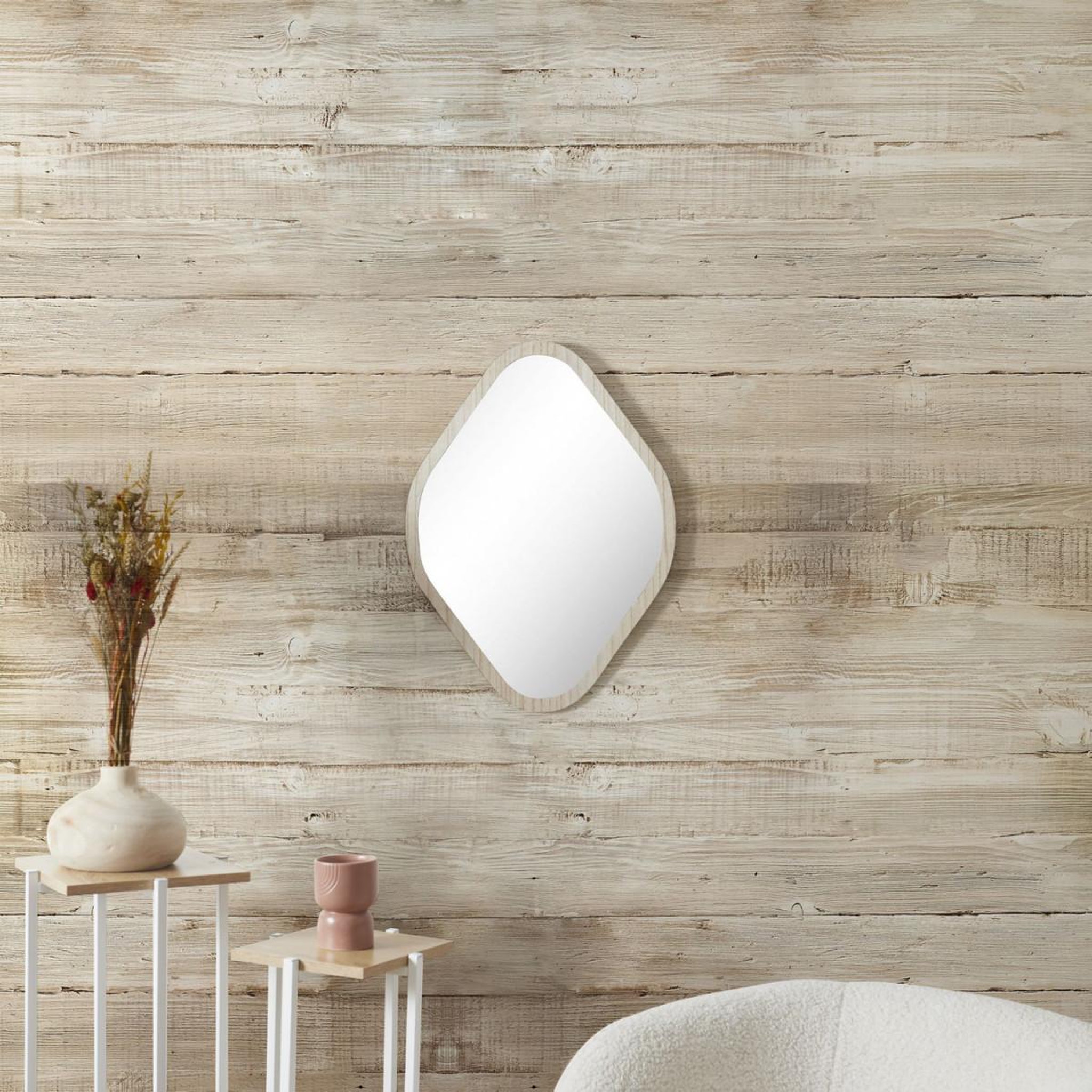 Voir la diapositive 3 : The Home Deco Factory Miroir Déco Losange  Elio  60cm Naturel