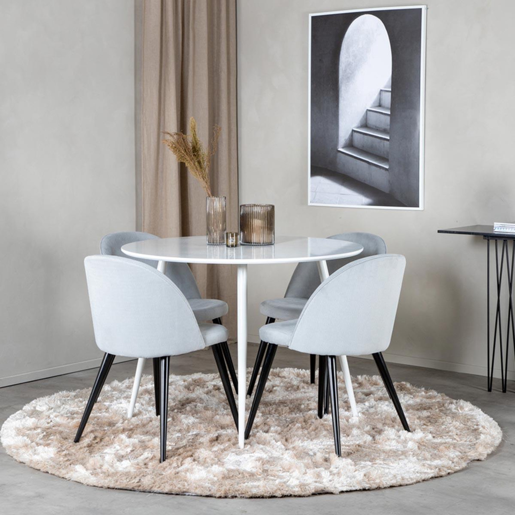Voir la diapositive 4 : Paris Prix Ensemble table à manger & 4 chaises côtelées  plaza & velvet  100cm blanc & gris