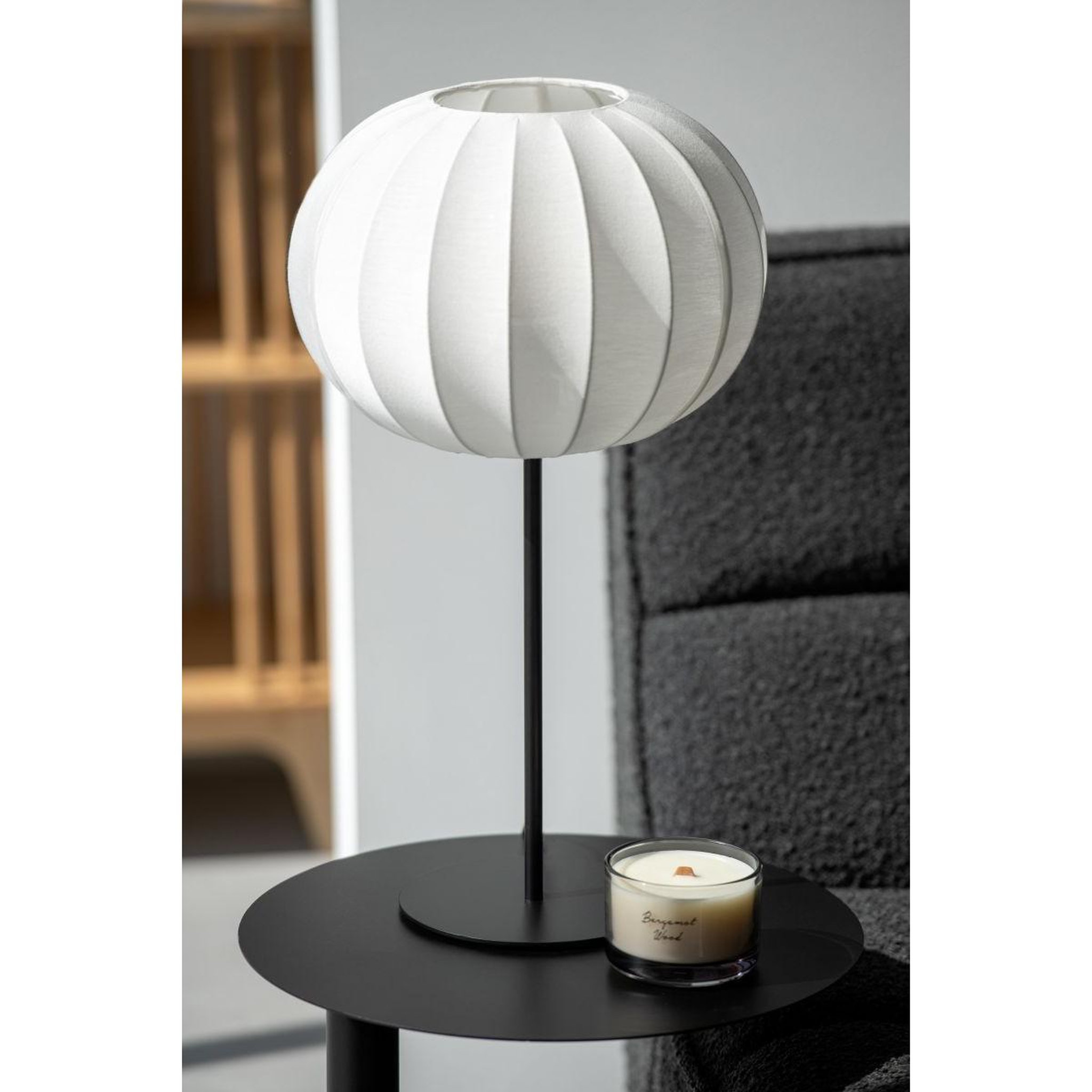 Voir la diapositive 4 : J-LINE Lampe à poser lanterne en métal  shirley  53cm blanc