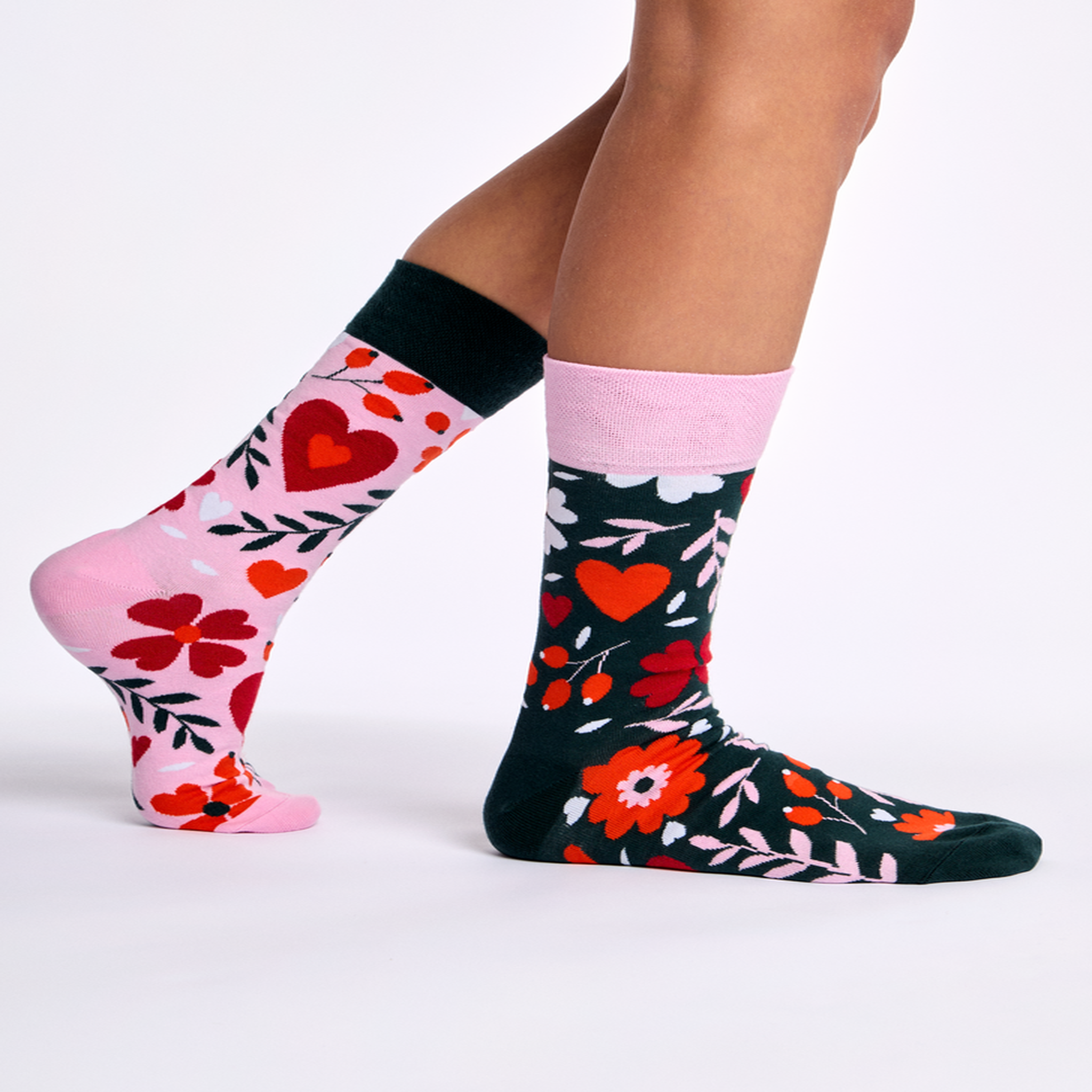 Voir la diapositive 2 : DEDOLES Chaussettes amour floral