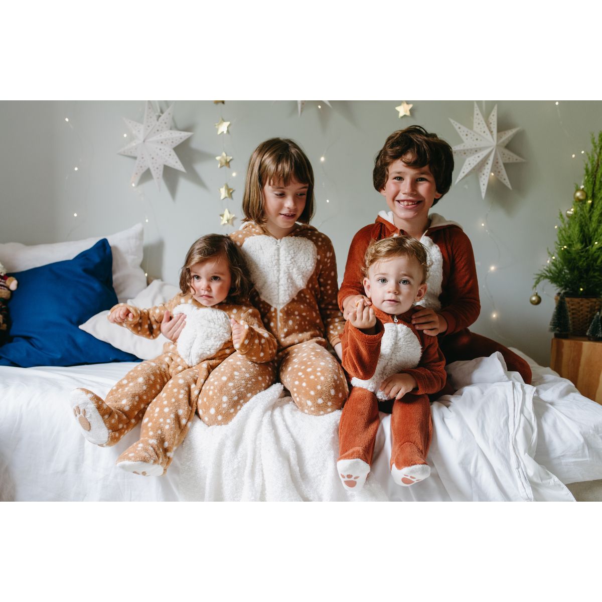 INEXTENSO Combinaison peluche de Noël biche fille