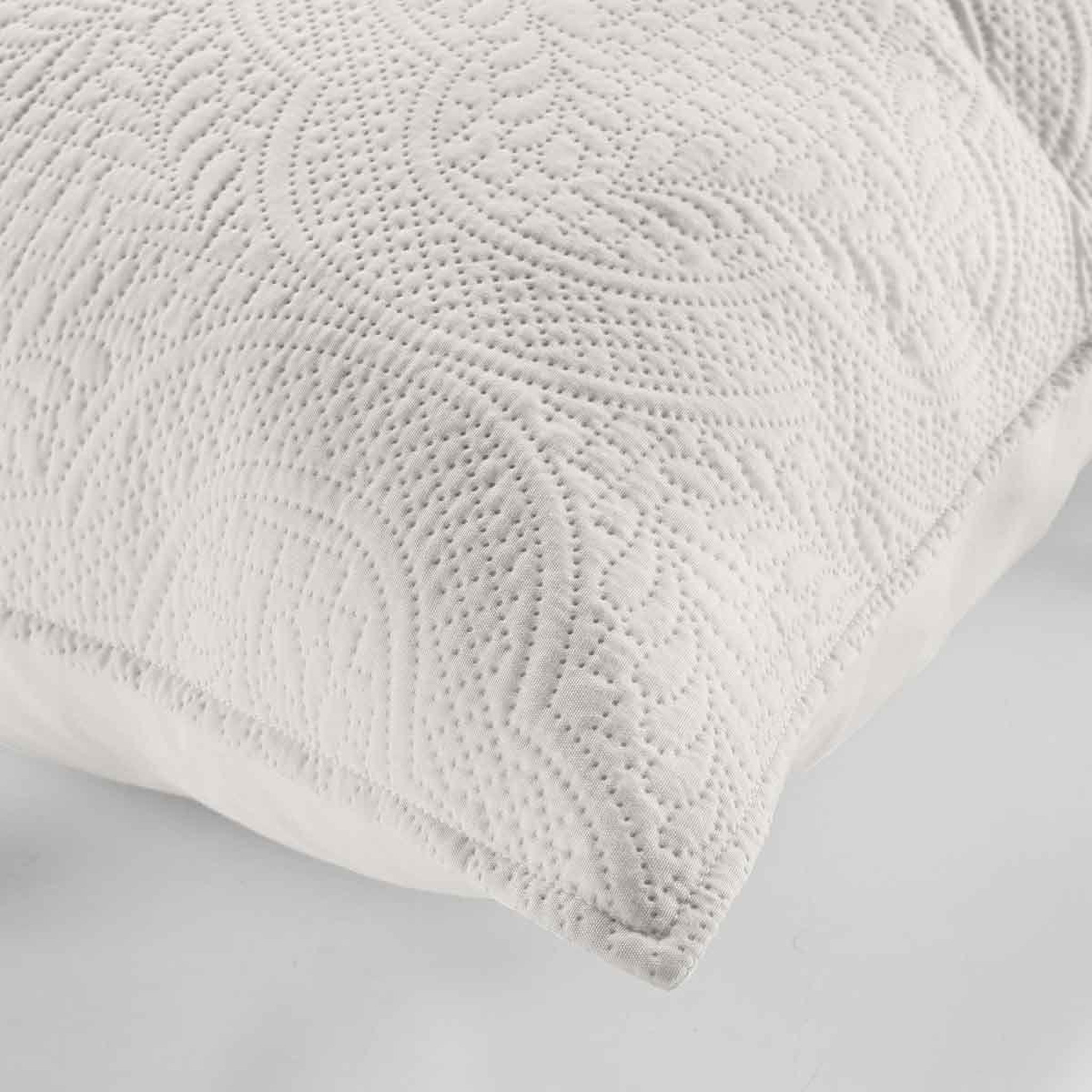 Voir la diapositive 3 : Douceur d'Intérieur Housse de coussin  romane  60x60cm lin