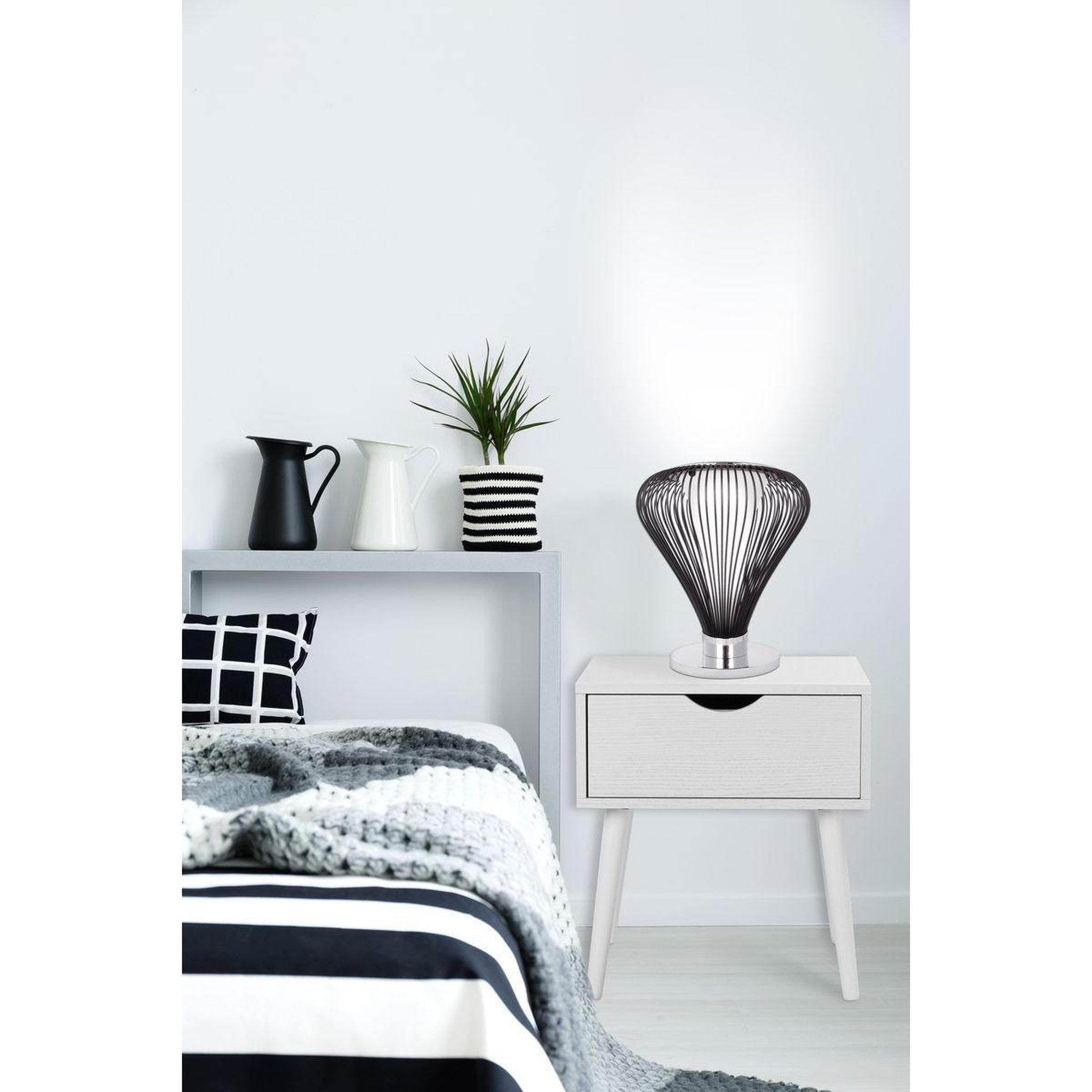 Voir la diapositive 2 : Paris Prix Lampe à poser design  exota  45cm noir