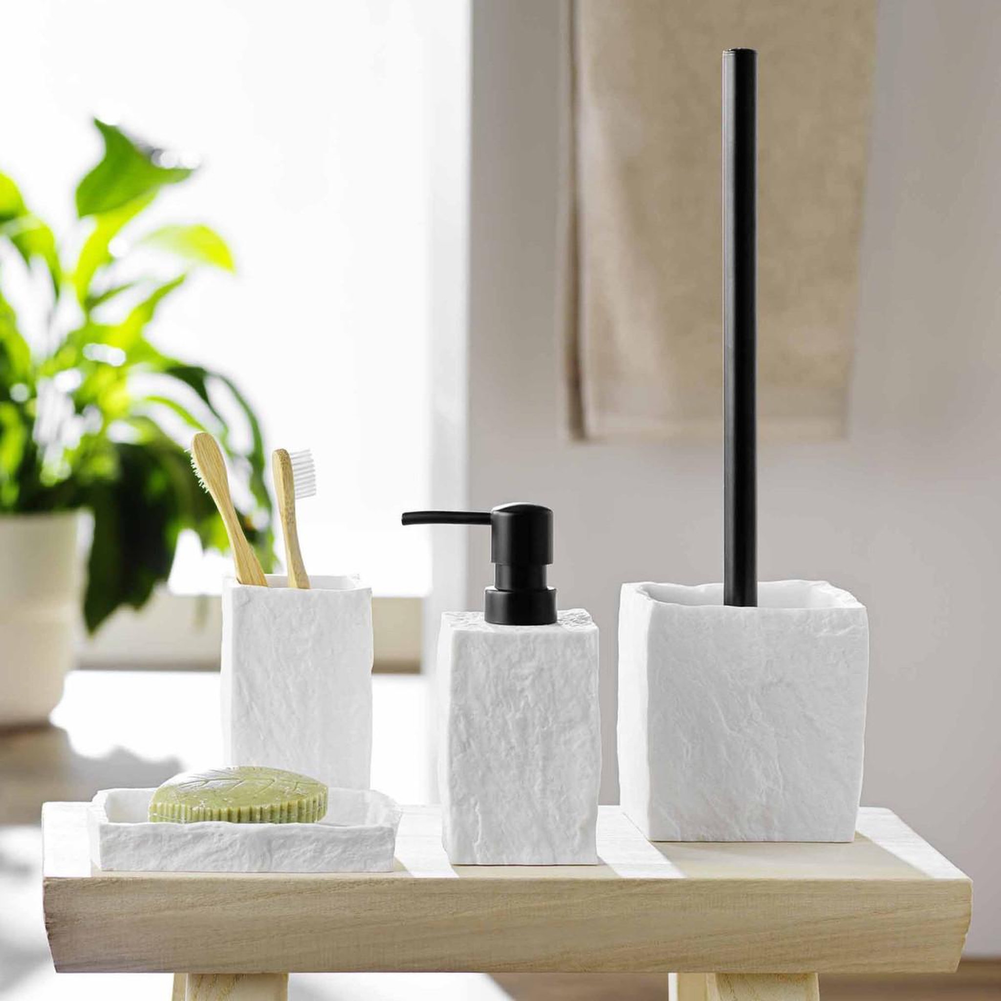 Voir la diapositive 2 : Douceur d'Intérieur Porte-savon effet minéral  stony  14cm blanc