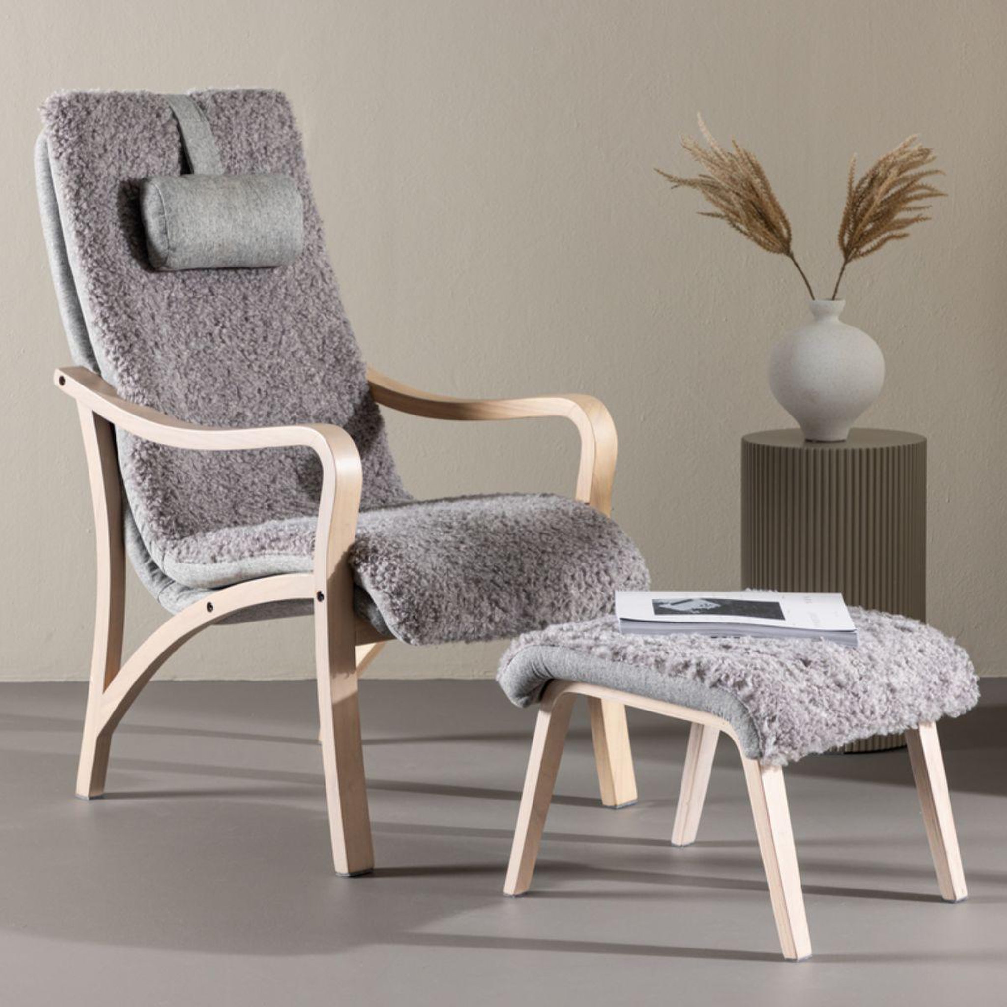 Voir la diapositive 6 : Paris Prix Fauteuil avec repose-pieds  faro  107cm gris