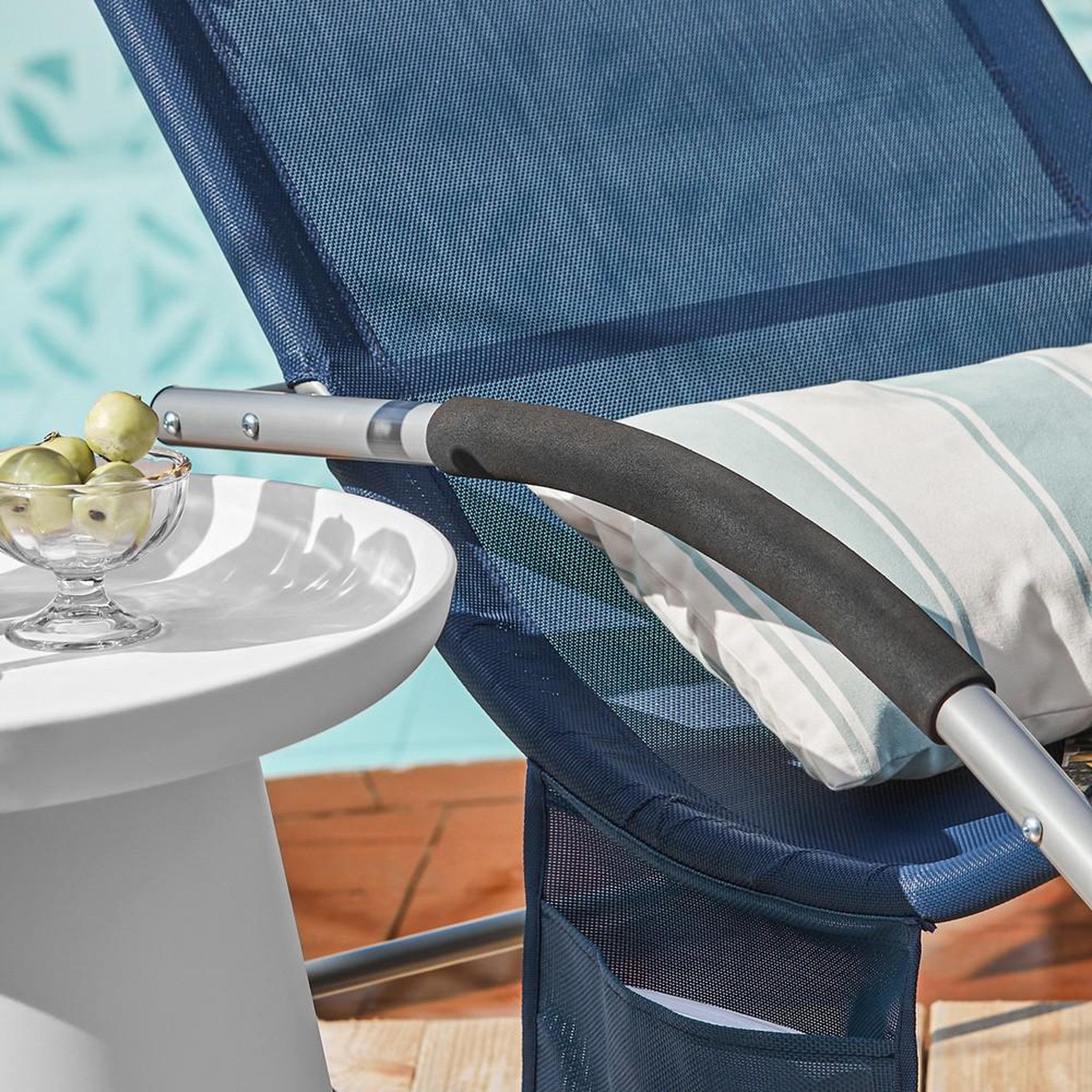 Voir la diapositive 6 : SOBUY SoBuy - Fauteuil À Bascule De Jardin pliable - Moderne - OGS28