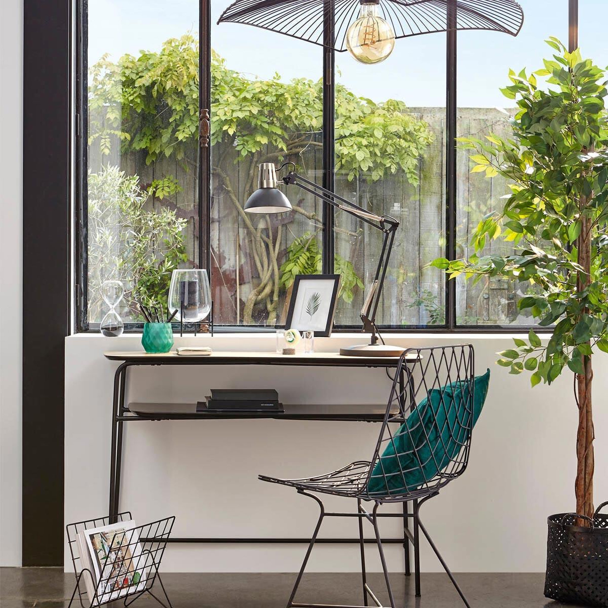 Voir la diapositive 2 : ATMOSPHERA Porte revue  moderne  35cm noir
