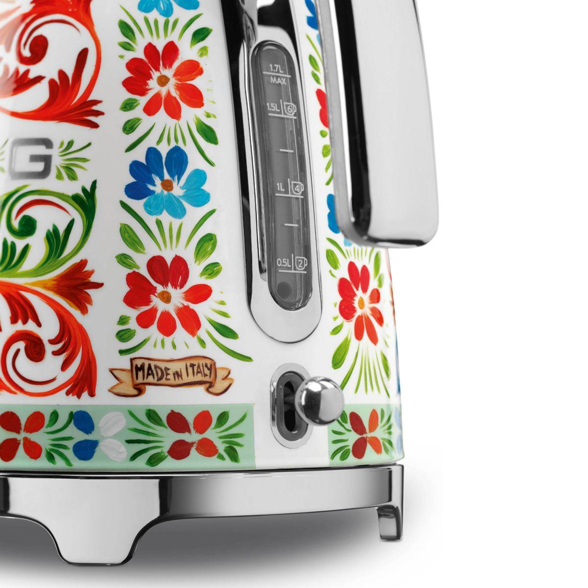 Voir la diapositive 3 : SMEG Bouilloire klf03dgeu dolce gabbana
