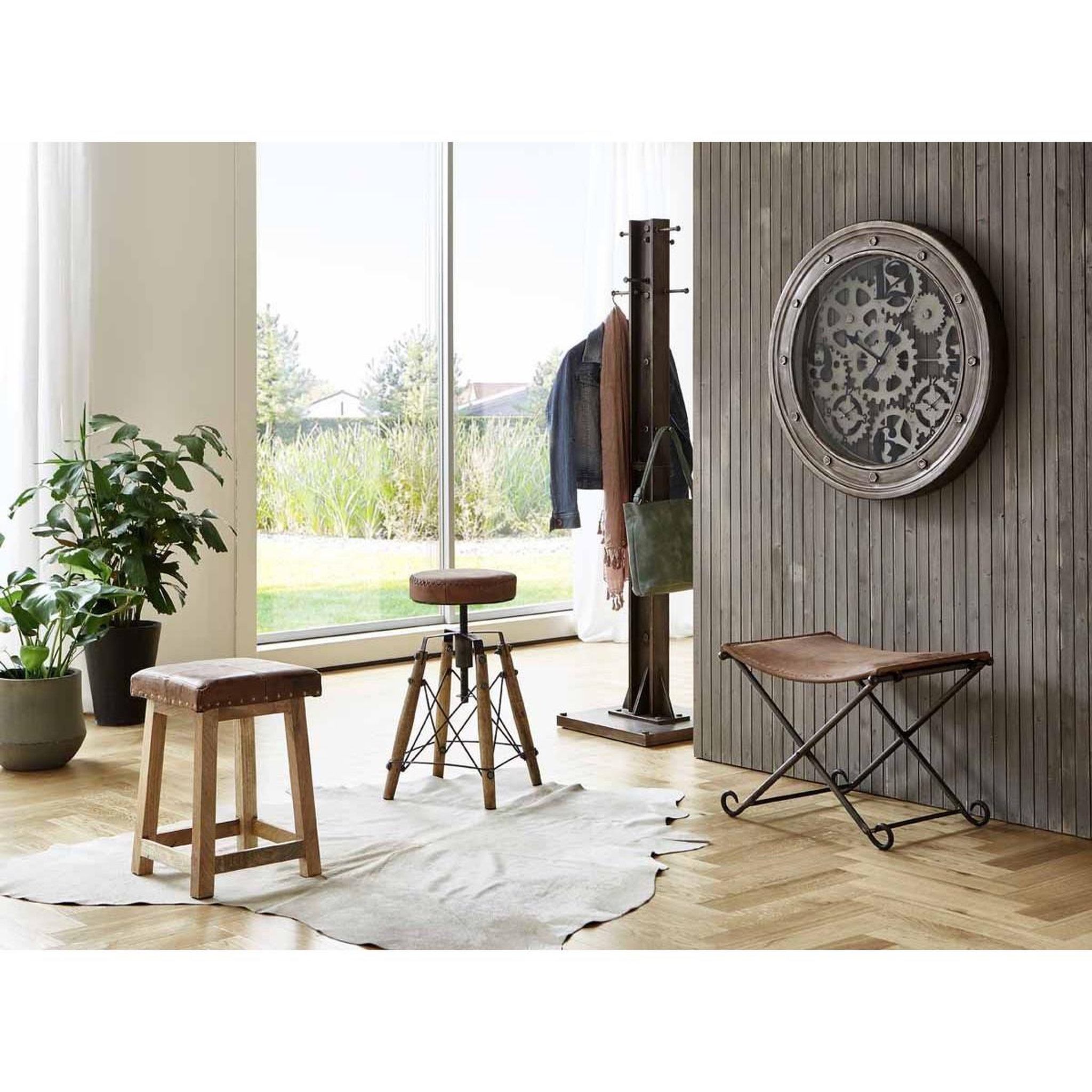 Voir la diapositive 5 : Paris Prix Tabouret pliable en cuir  rodéo  58cm marron